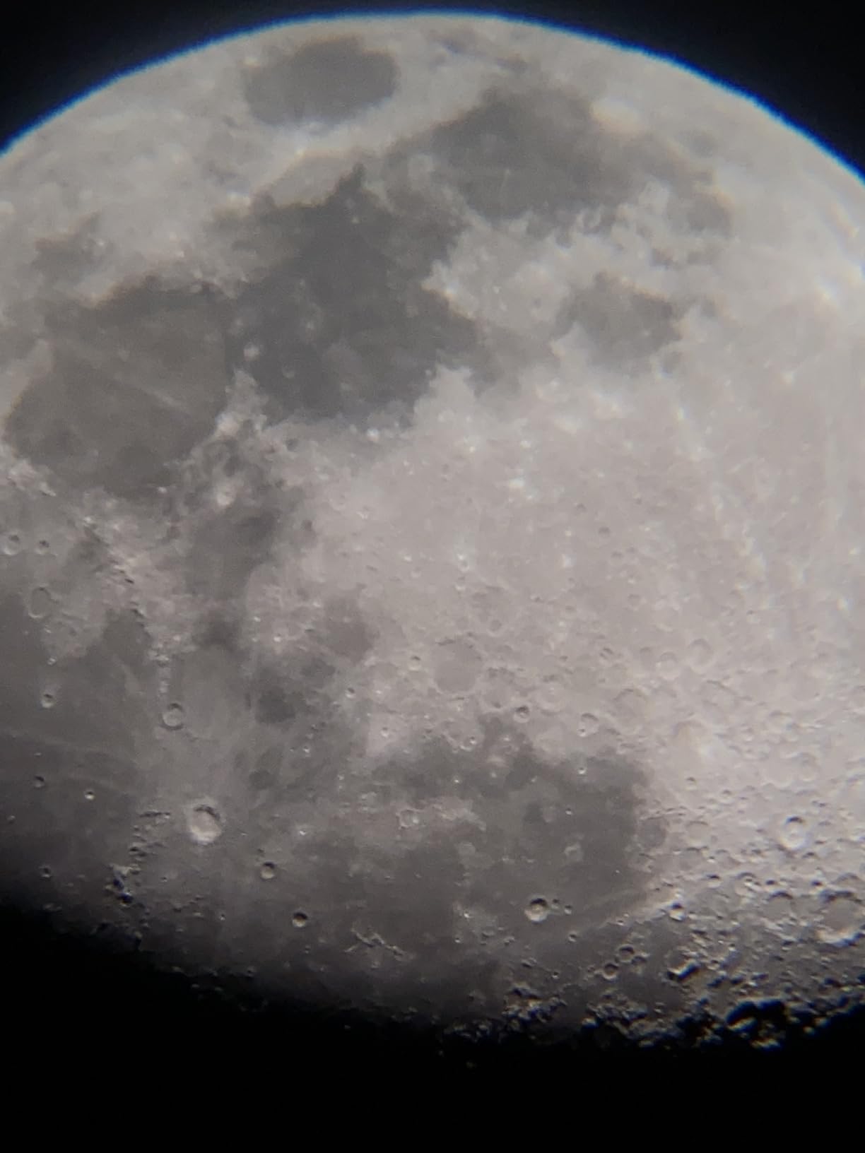 Sky-Watcher Heritage 130mm Tabletop Dobsonian 5-inch Aperture Telescope - Innovative Collapsible Design - Easy to use, Perfect for Beginners, Black/White (S11705) customer photo 2