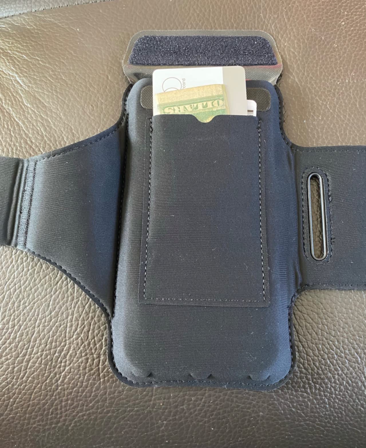 Cell Phone Running Armband with Zipper Pocket Armband Case Running Holder for iPhone 16 Pro Max/15/14 Pro Max/13/12 /11 Pro Max/XS/XR,Galaxy S20 S10,Sweatproof Arm Band with Card/Key Bag customer photo 1