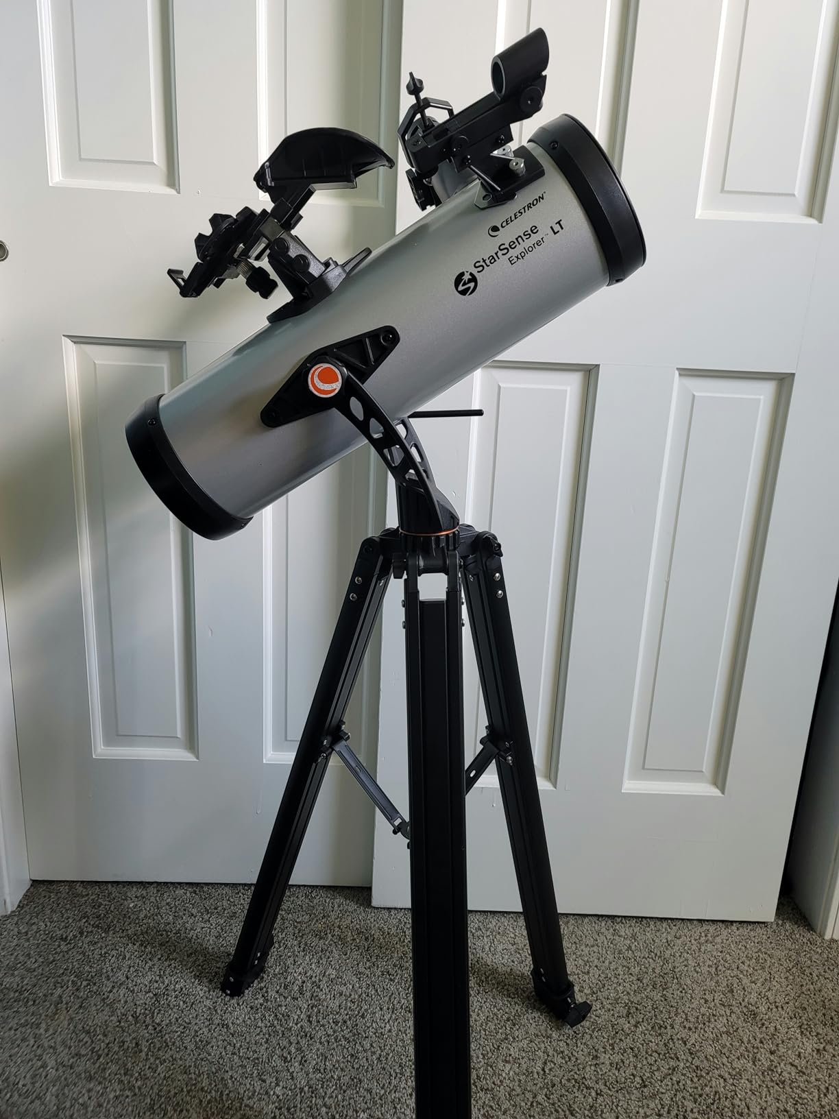 Celestron StarSense Explorer LT 114AZ App-Enabled Telescope - 114mm Newtonian Reflector with Smartphone Dock & StarSense App - iPhone & Android Compatible - Easy-to-Use for Beginners customer photo 2