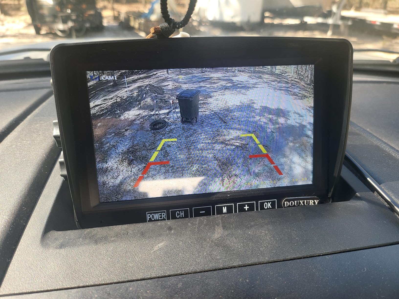 RV Backup Camera Wireless DOUXURY IP69 Waterproof 170° Wide View Angle HD 1080P Rear View Camera + HD LCD 7