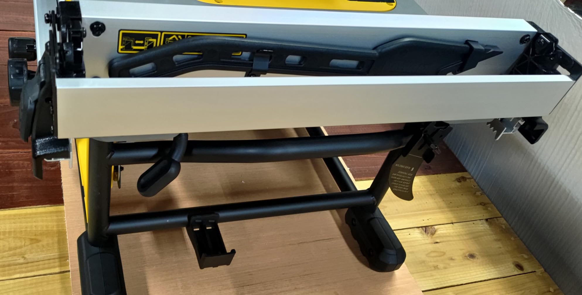 DEWALT 15 Amp 8-1/4 in. Compact Portable Jobsite Table Saw (DWE7485) customer photo 1