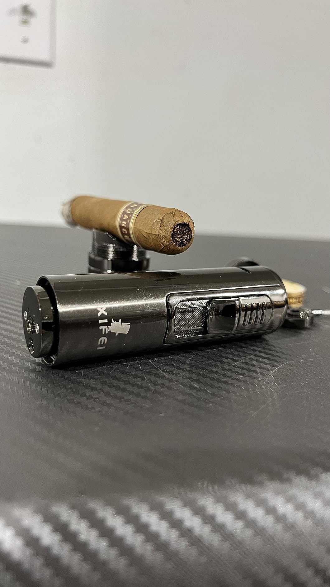 XIFEI Cigar Lighter, Cigar Puncher, Cigar Draw Enhancer, Cigar Stand, All-in-one Lighter (Gun ash) customer photo 2