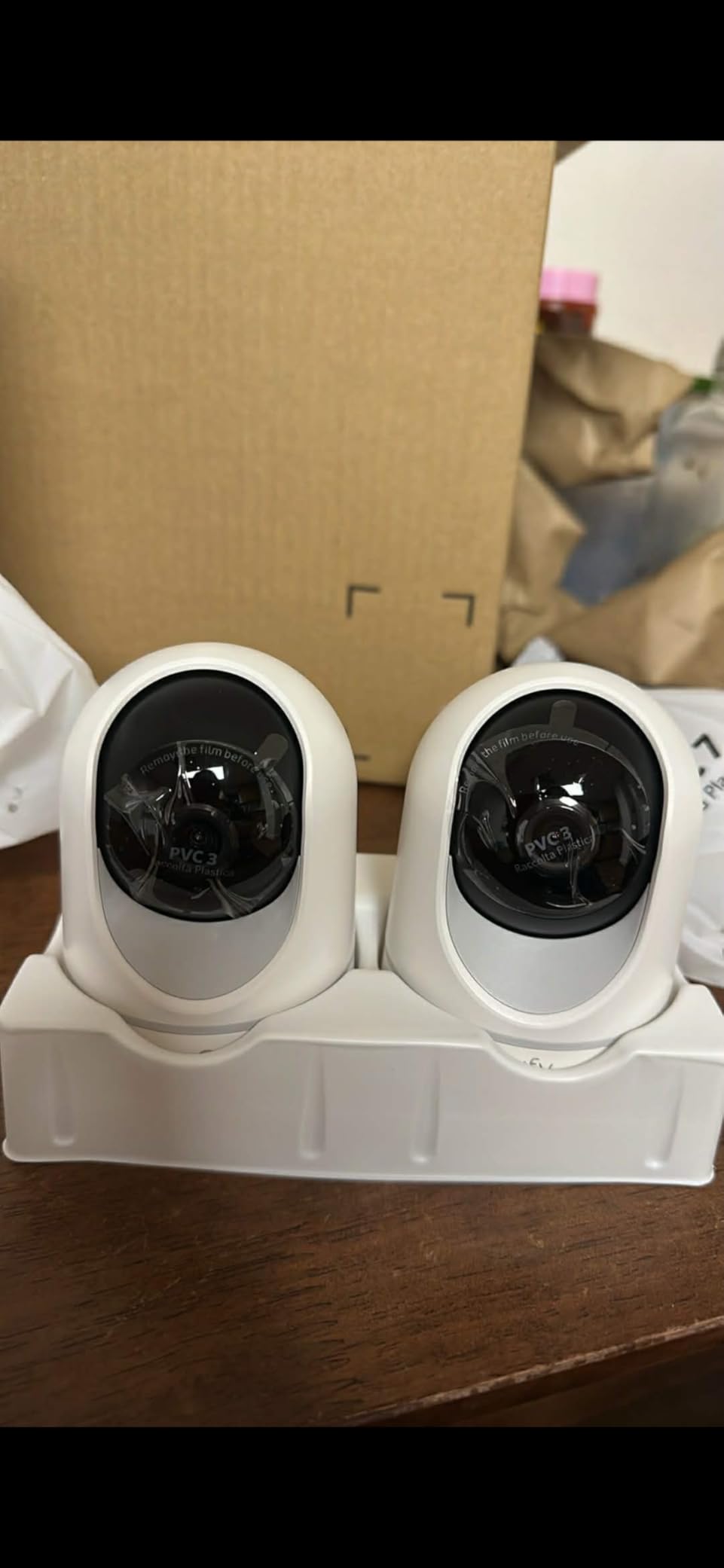 eufy Security Indoor Cam E220, Camera for home Security, Pan & Tilt, Dog/Pet Camera, 2K Wi-Fi Plug-in, Motion Tracking, Motion Only Alerts, Night Vision, HomeBase 3 Compatible, Voice Assistant Support customer photo 2