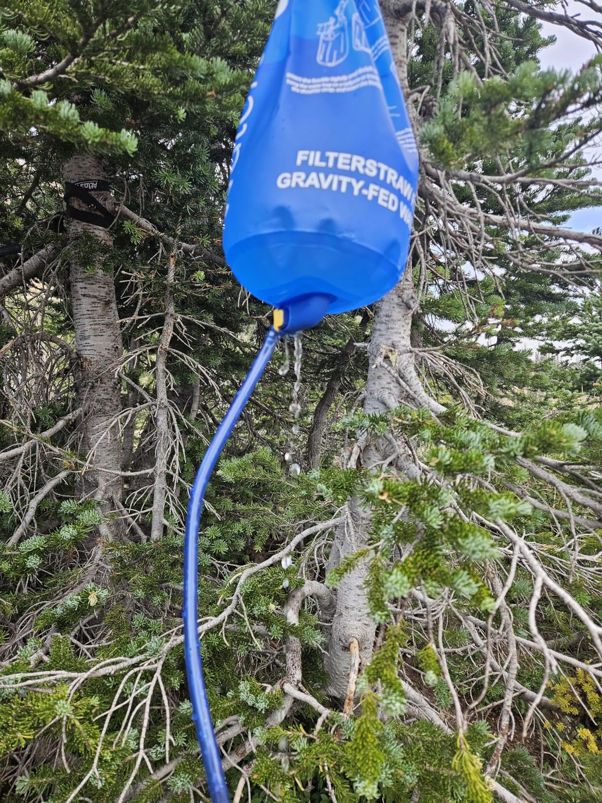 Waterdrop Gravity Water Filter Straw, Camping Water Filtration System, Water Purifier Survival for Travel, Backpacking and Emergency Preparedness, 1.5 gal Bag, 5 Stage Filtration customer photo 1