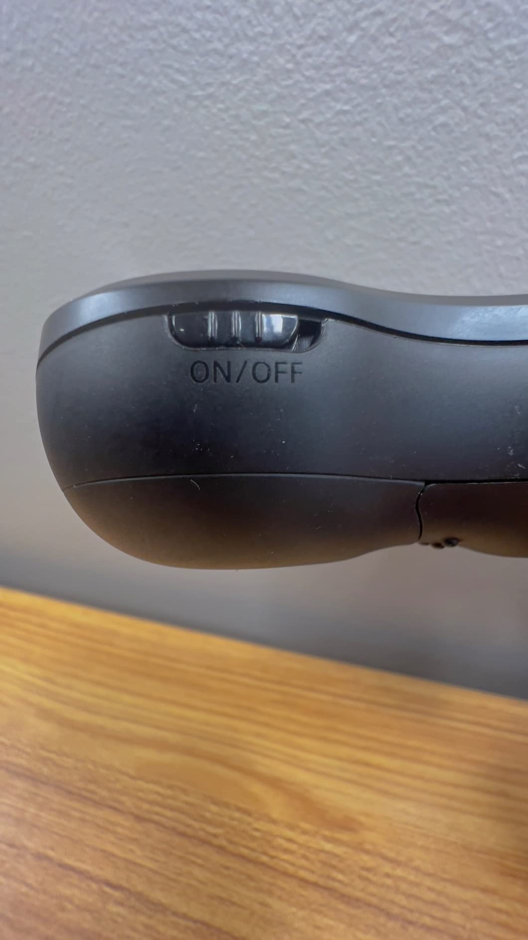 Kensington Wireless Presenter with Red Laser Pointer (K33272WW) customer photo 1