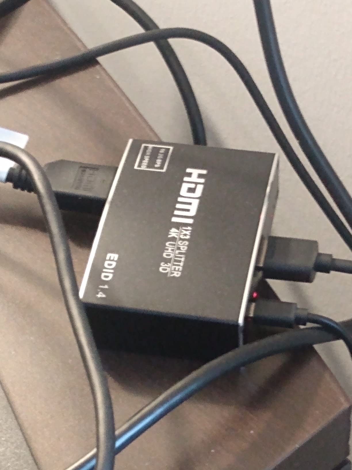 NEWCARE 4K HDMI Splitter 1 in 3 Out [with 4 FT Hdmi Cable and Power Adapter]-Not Support Extended Display, Aluminum Alloy 1×3 HDMI Splitter Support 4Kx2K,1080P,3D, DTS/Doby-TrueHD for Xbox PS5/4 Roku customer photo 1