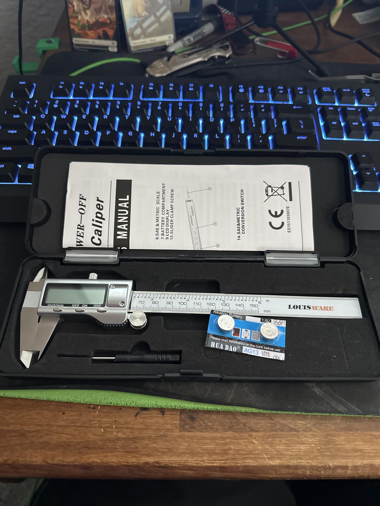 Digital Caliper, Caliper Measuring Tool with Stainless Steel, Electronic Micrometer Caliper with Large LCD Screen, Auto-Off Feature, Inch and Millimeter Conversion (6 Inch/150 mm) customer photo 1