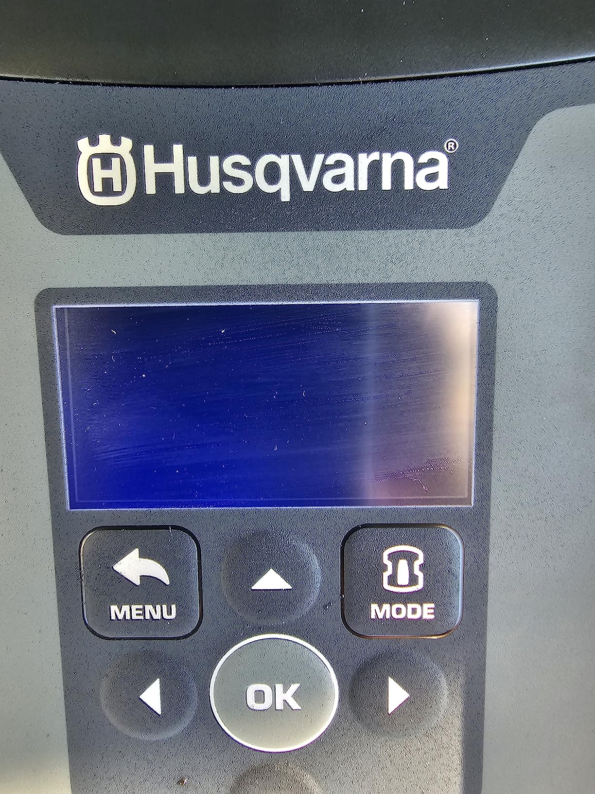 Husqvarna Automower 115H 4G Robotic Lawn Mower with Patented Guidance System, Automatic Lawn Mower with Self Installation for Small to Medium Yards (0.4 Acre) customer photo 2