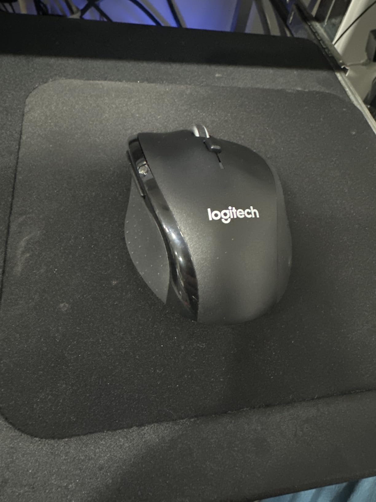 Logitech M705 Marathon Wireless Mouse, Gaming Mouse Wireless, 2.4 GHz USB-A Receiver, 5-Programmable Buttons, 3-Year Battery, PC, Mac, Laptop, Chromebook - Black customer photo 1