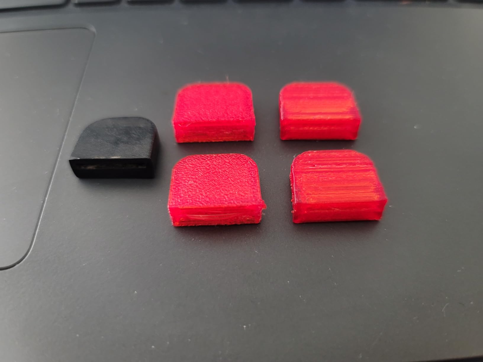 Amazon Basics TPU 3D Printer Filament, 1.75mm, Red, 1 kg Spool (2.2 lbs) customer photo 2