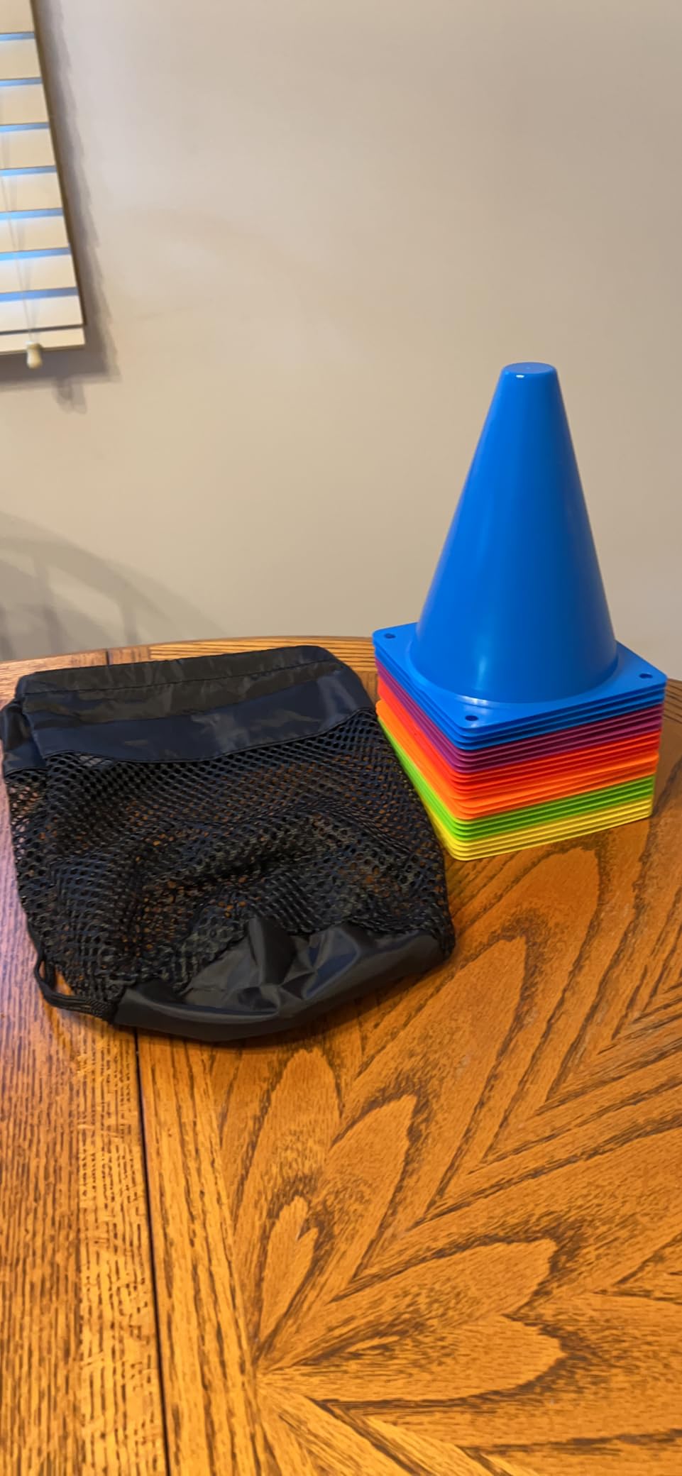 7 Inch Soccer Cones, 24 Pack Cones Sports Training Agility Field Marker Plastic Cones for Skating Basketball Football Practice Drills, Indoor Outdoor Activity Events Games Obstacle Course - 6 Colors customer photo 1