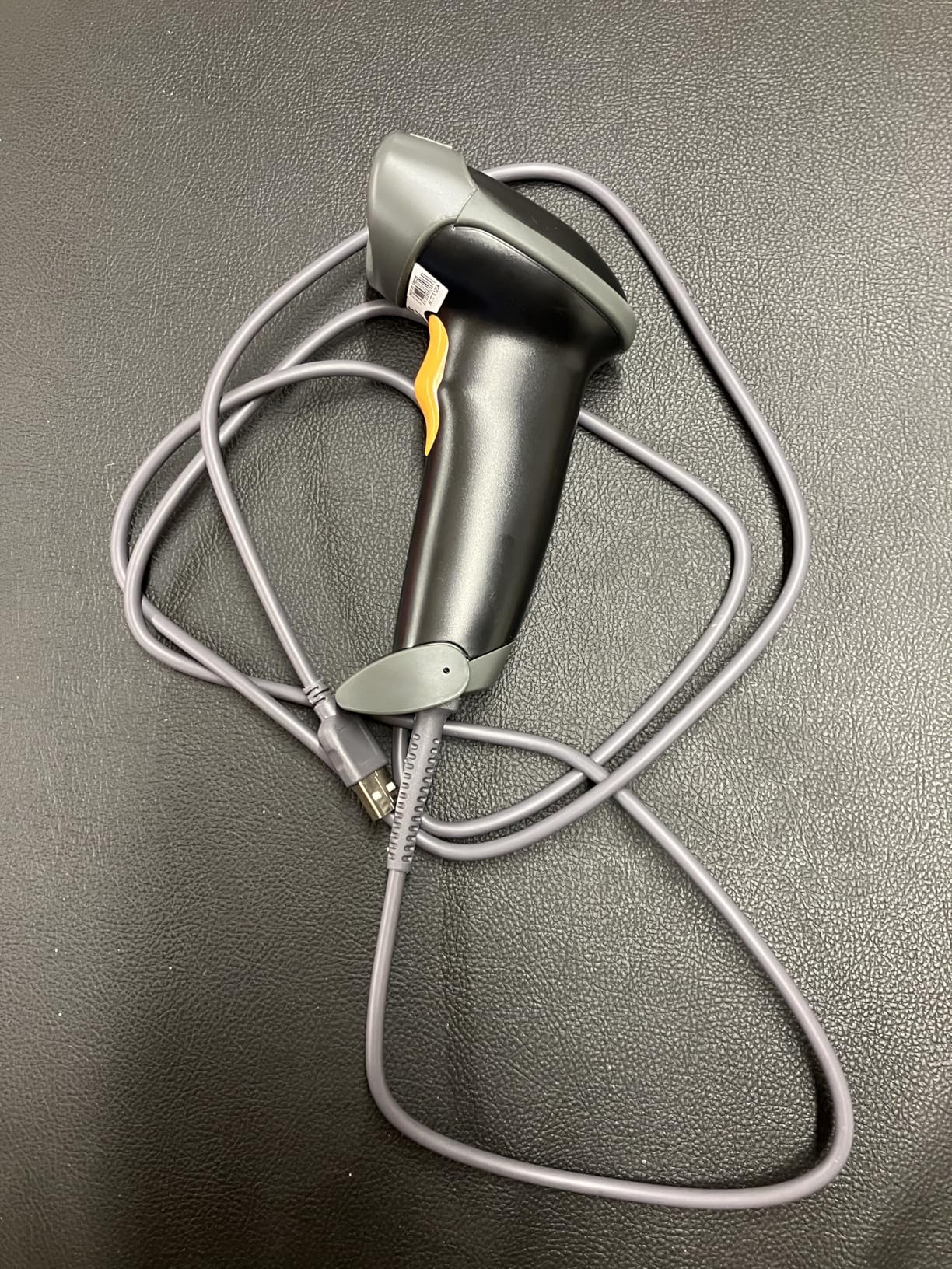 Eyoyo EYH2 Handheld USB 2D Barcode Scanner, Wired Automatic QR Code Scanner PDF417 Data Matrix Bar Code Reader with Long USB Cable for POS Mobile Payment, Convenience Store, Supermarket, Warehouse customer photo 1