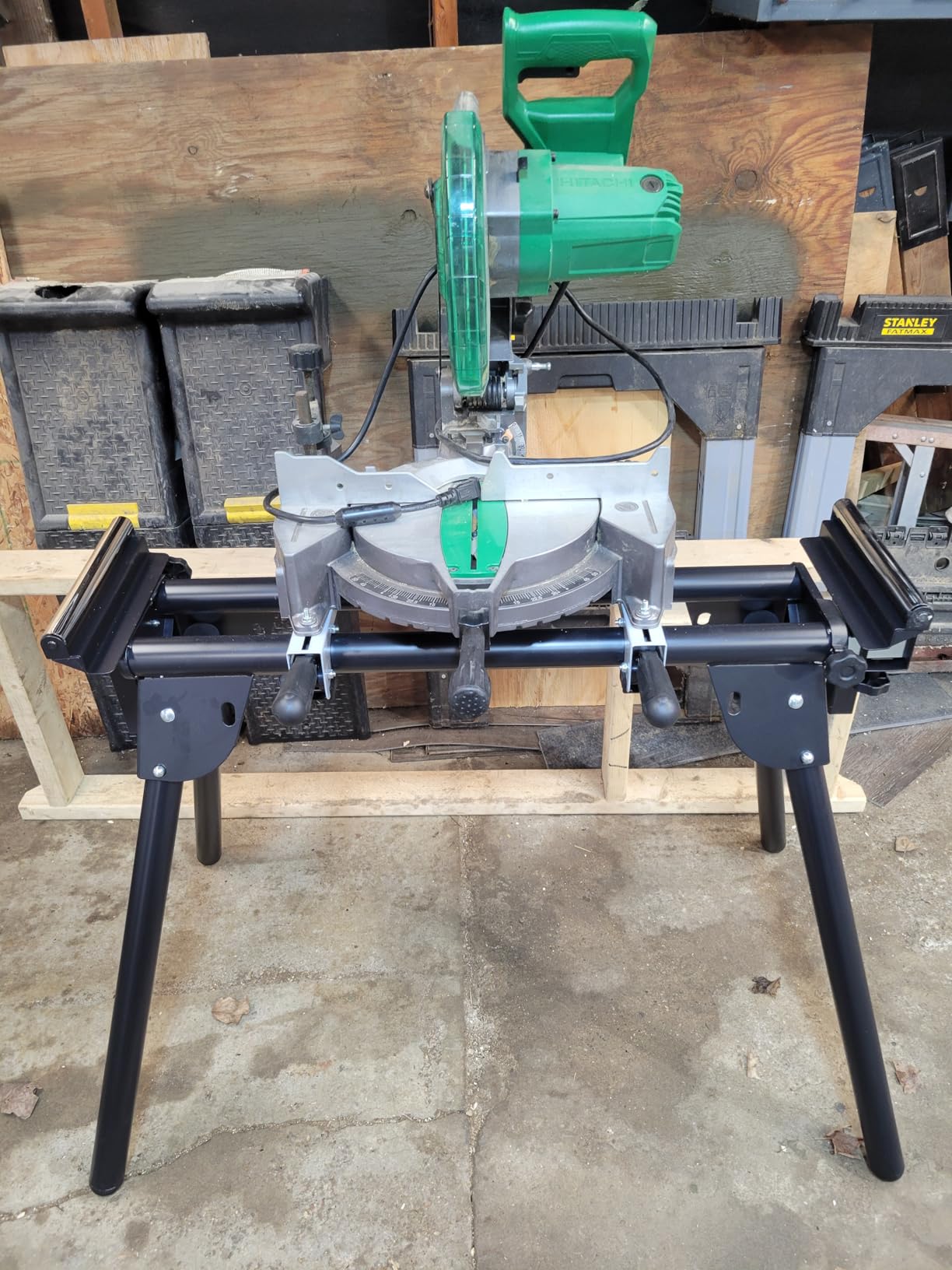 Evolution Power Tools 005-0002 Chop Saw Stand with Universal Fitting, Height Adjustable, 3M Extendable Arms & Supports Upto 225KG, Black/Silver customer photo 1