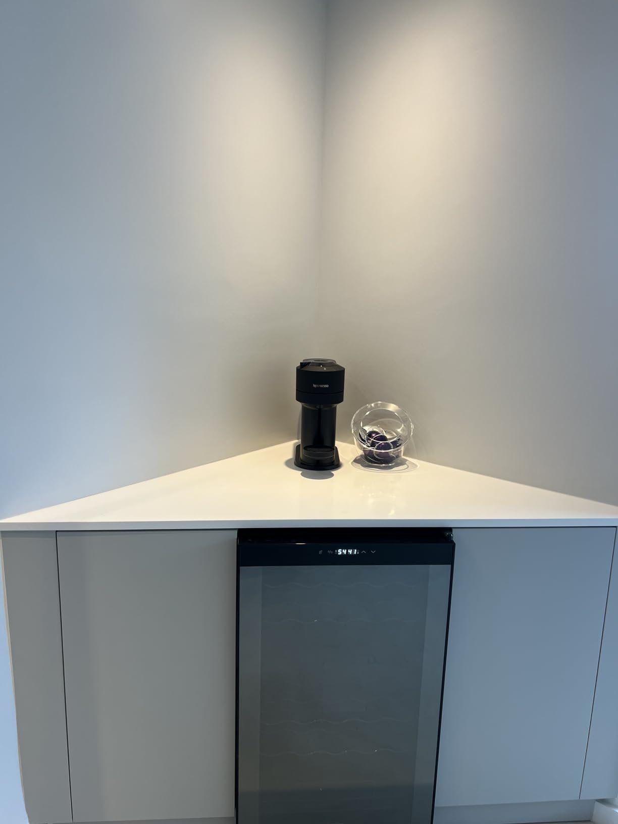 Ivation 33 Bottle Dual Zone Wine Cooler Refrigerator w/Lock | Large Freestanding Wine Cellar For Red, White, Champagne & Sparkling Wine | 41f-64f Digital Temperature Control customer photo 1