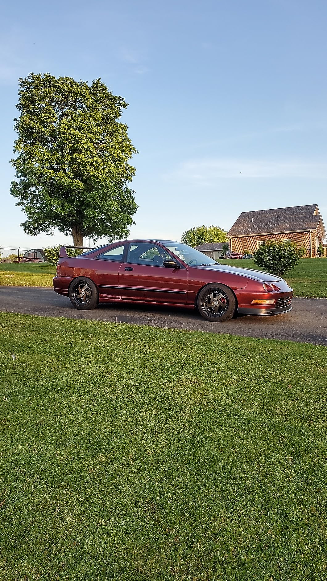 Pro Vinyl Wraps Applicator Tool Kit Window Tint Film Car Wrapping Tools Includes Felt Squeegees, Plastic Scraper, Wrap Knife and Blades, Magnetic Holders, Cleaning Cloth, Gloves and Finger Sleeve customer photo 2