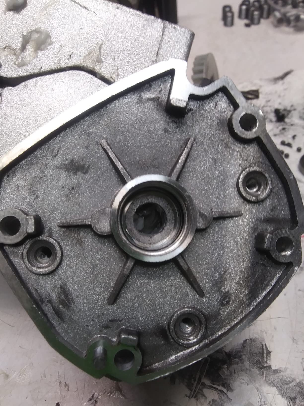 Anbull Portable Band Saw with Upgraded Removable Alloy Steel Base, 45-90 Metal Cutting, 10A 1100W Motor, 5-inch Deep Cut, with .020-by-44-7/8-Inch 14 TPI Saw Blade and LED Spotlight customer photo 1