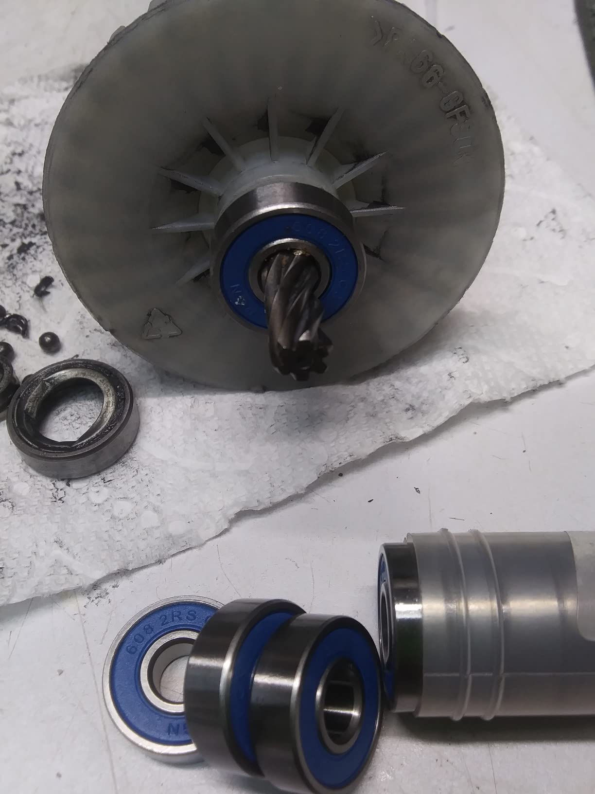 Anbull Portable Band Saw with Upgraded Removable Alloy Steel Base, 45-90 Metal Cutting, 10A 1100W Motor, 5-inch Deep Cut, with .020-by-44-7/8-Inch 14 TPI Saw Blade and LED Spotlight customer photo 2