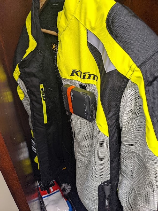 Spot Gen 4 Satellite GPS Messenger | Handheld Portable GPS Messenger for Hiking, Camping, Outdoor Activities customer photo 2