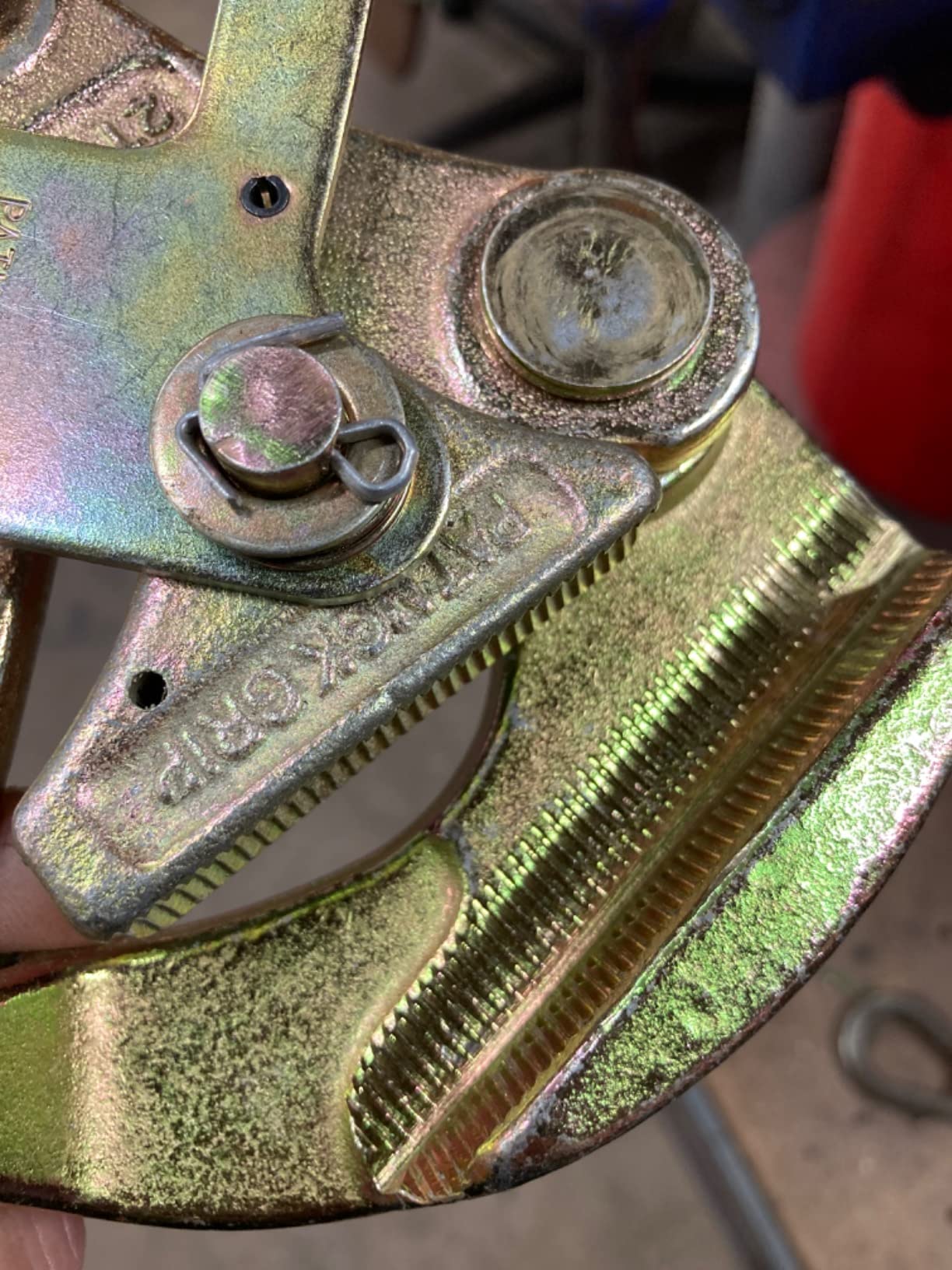 Cable Grip Wire Gripper Steel Cable Puller Tool for Wire Rope, Pulling 2204 Lbs(1 Ton) customer photo 1