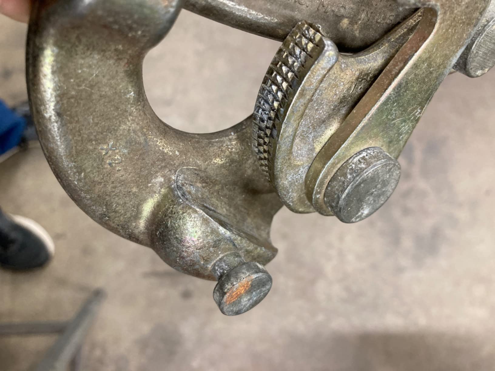 Cable Grip Wire Gripper Steel Cable Puller Tool for Wire Rope, Pulling 2204 Lbs(1 Ton) customer photo 2