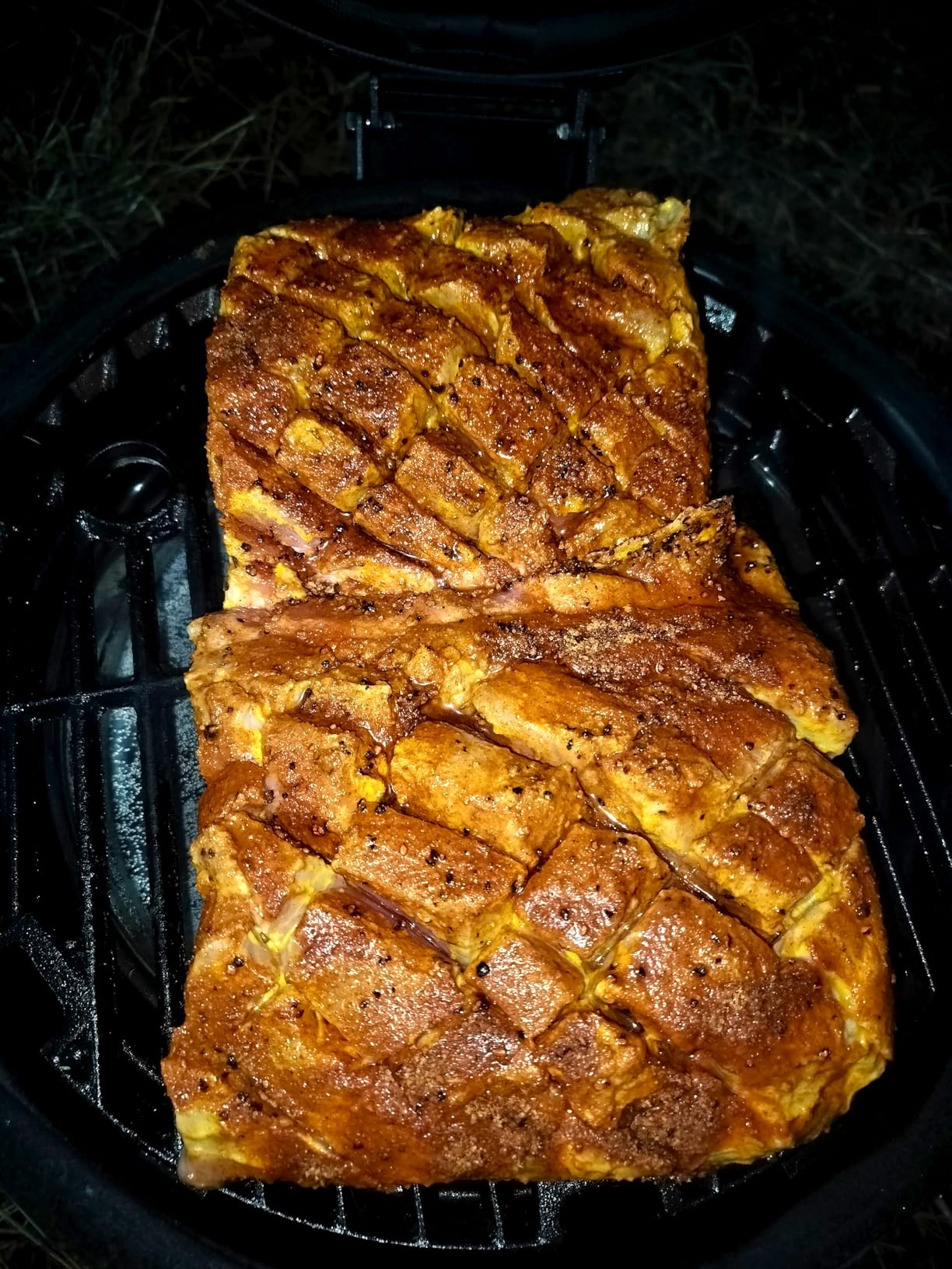 Char-Griller AKORN Jr. Portable Kamado Charcoal Grill and Smoker with Cast Iron Grates and Locking Lid with 155 Cooking Square Inches in Ash, Model E86714 customer photo 1