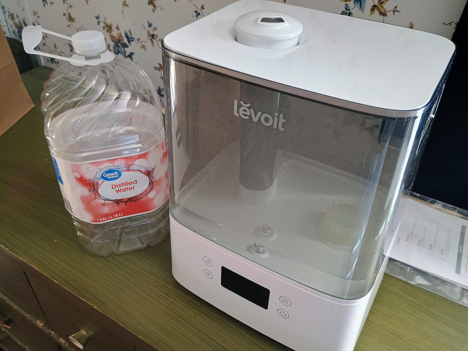 LEVOIT Humidifiers for Bedroom Large Room Home, (6L) Cool Mist Top Fill Essential Oil Diffuser for Baby & Plants, Smart App & Voice Control, Rapid Humidification & Auto Mode - Quiet Sleep Mode, Gray customer photo 1