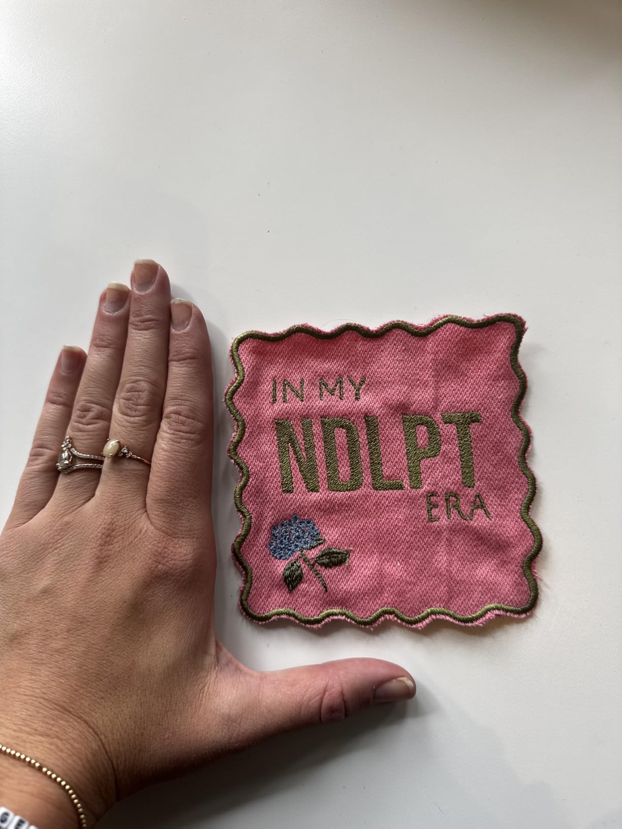 HBI H.B.I. PRODUCTS H.B.I. Peel & Stick Tear Away stabilizer for Embroidery Roll, 12