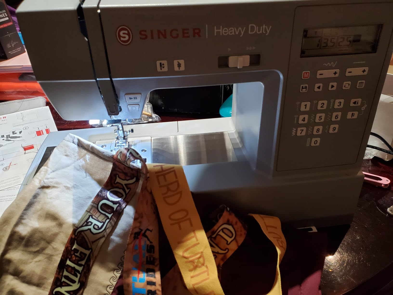 SINGER Heavy Duty 6700C Computerized Sewing Machine with Accessory Kit | Strong Motor with Enhanced Piercing Power, 411 Stitch Applications, LCD Screen, Full Metal frame & 1-step Buttonhole customer photo 2