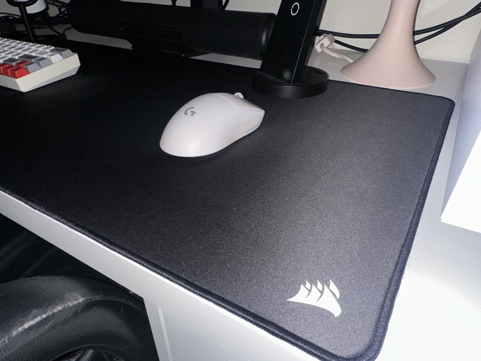 Corsair MM350 PRO Extended XL Premium Spill-Proof Cloth Gaming Mouse Pad - 36.6