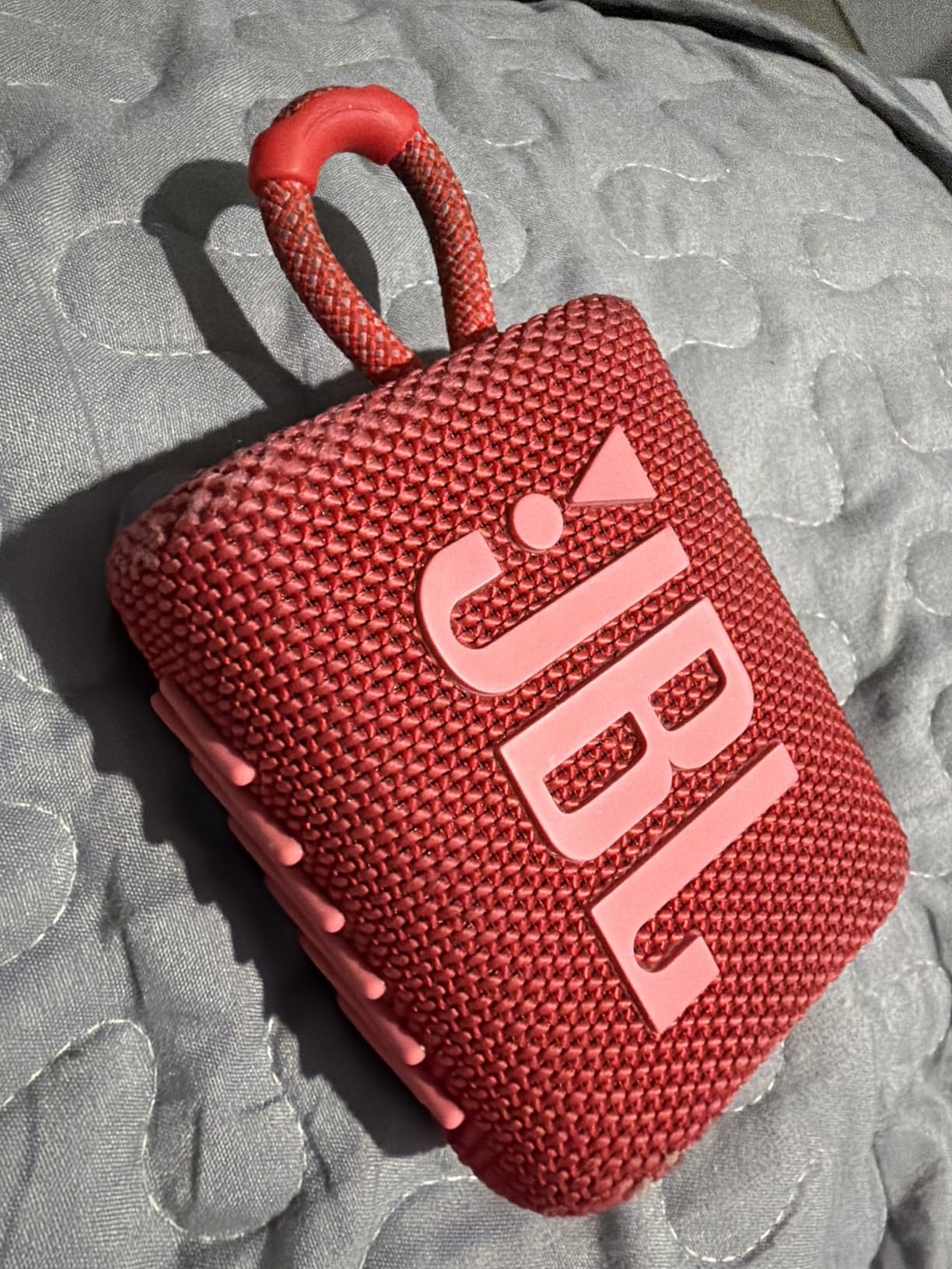 JBL Go 3 - Portable Mini Bluetooth Speaker, big audio and punchy bass, IP67 waterproof and dustproof, 5 hours of playtime, speaker for home, outdoor and travel customer photo 1