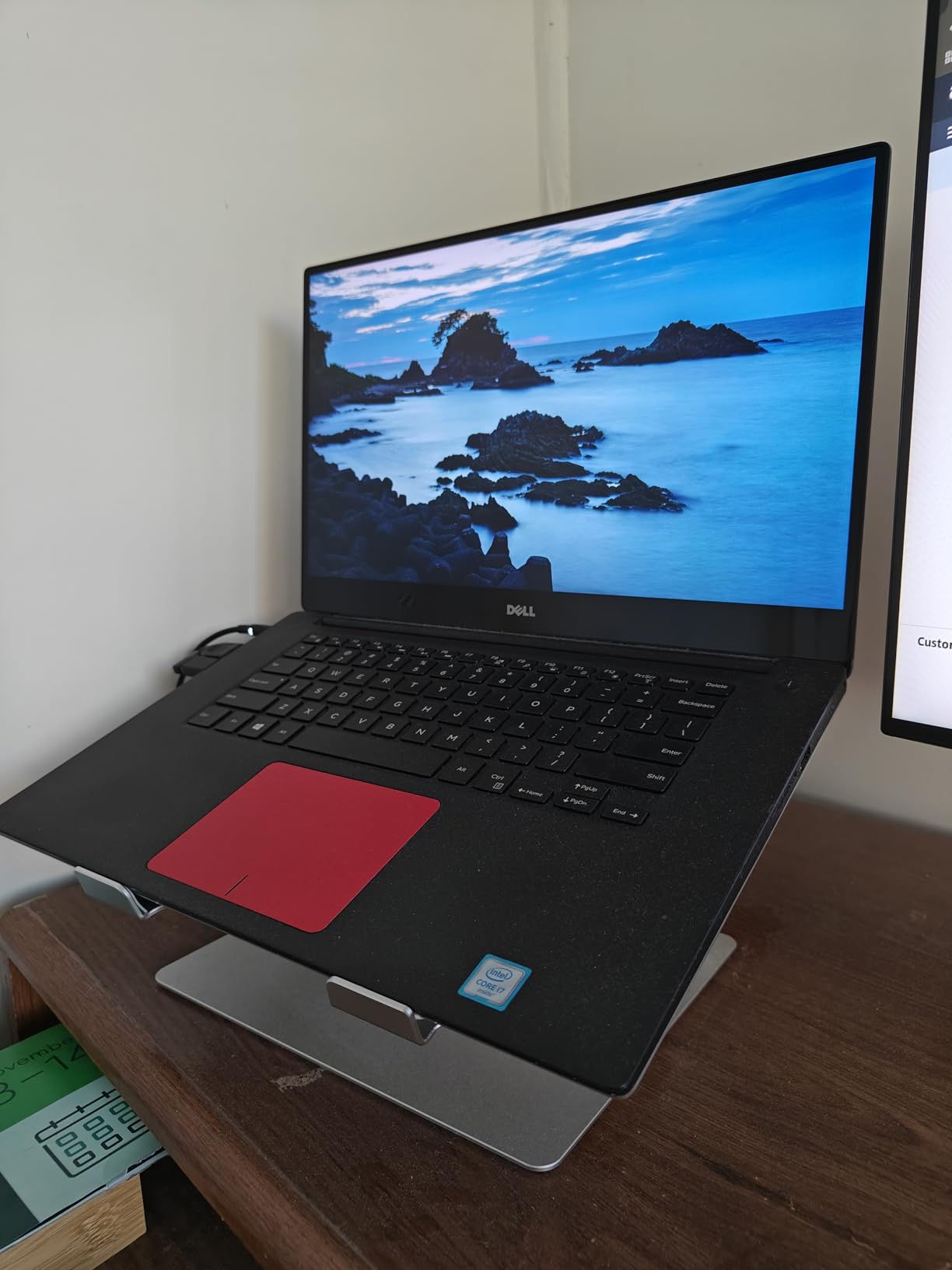 Lamicall Adjustable Laptop Stand, Portable Laptop Riser, Aluminum Laptop Stand for Desk Foldable, Ergonomic Computer Notebook Stand Holder for MacBook Air Pro, Dell XPS, HP (10-17.3'')- Silver customer photo 1