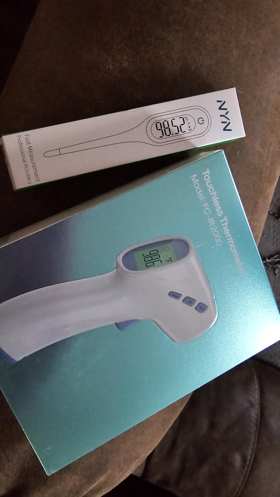 Forehead Thermometer for Adults and Kids, Digital Baby Thermometer with Fever Alarm, Fast Accurate Results, Home Medical & Nurse Essentials customer photo 1