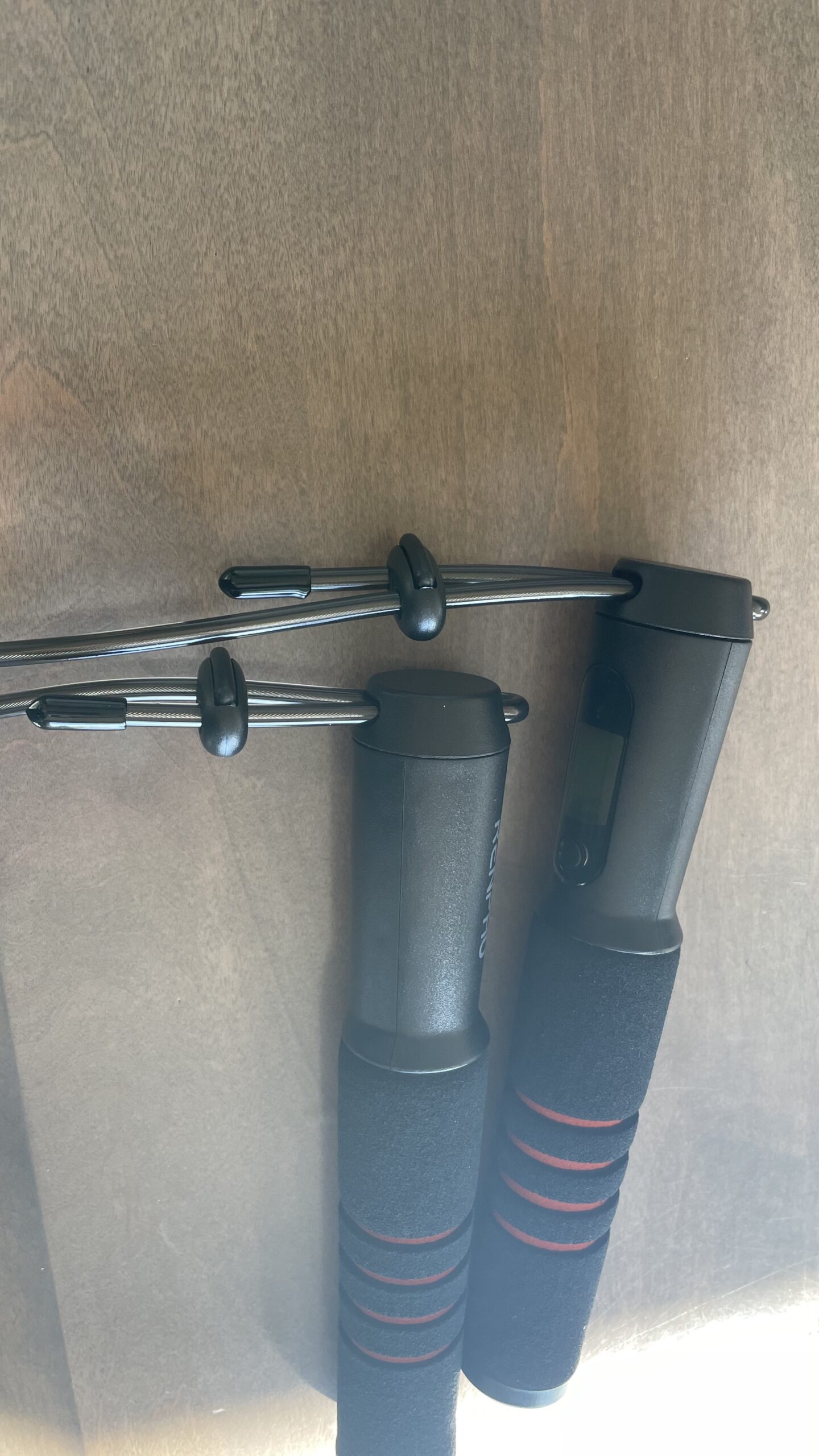 RENPHO Smart Jump Rope - APP Data Storage & Tracking & Analysis, Tangle-Free Jumping Rope for Men, Women, Skipping Rope with Counter, Adjustable workout Jump Ropes for Crossfit, Gym, MMA customer photo 2