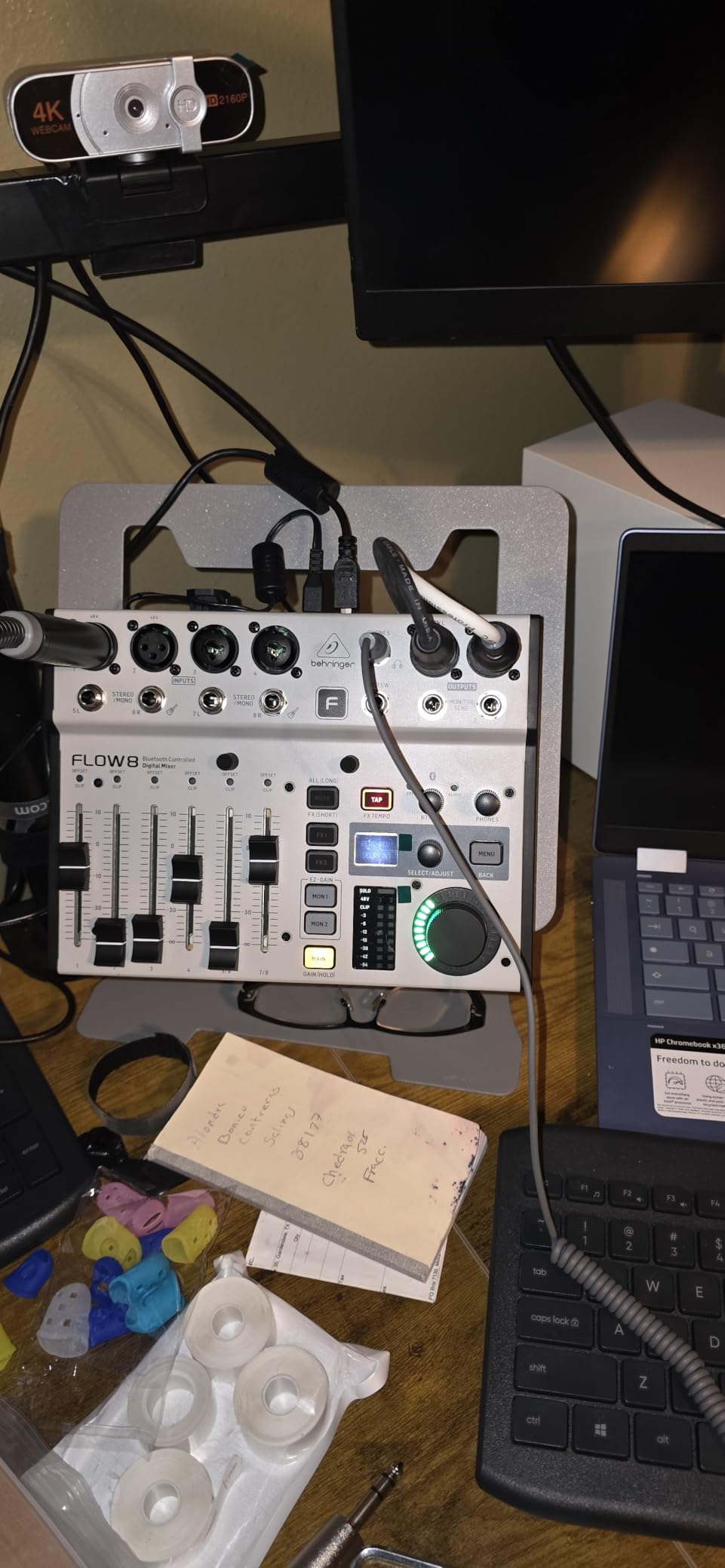 Behringer FLOW 8 8-Input Digital Mixer with Bluetooth Audio and App Control, 60 mm Channel Faders, 2 FX Processors and USB/Audio Interface customer photo 2