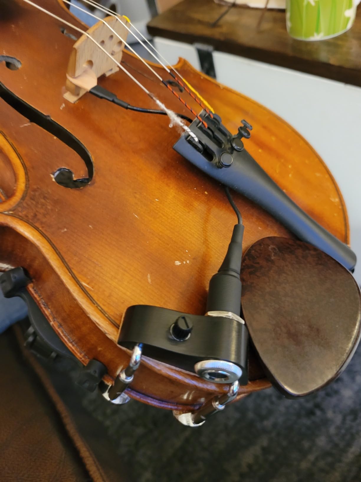 KNA VV-3V Portable Piezo Pickup for Violin and Viola - Lightweight, Easy-Install Sensor with Volume Control, Natural Acoustic Sound, No Instrument Modification, Handcrafted in Europe customer photo 1