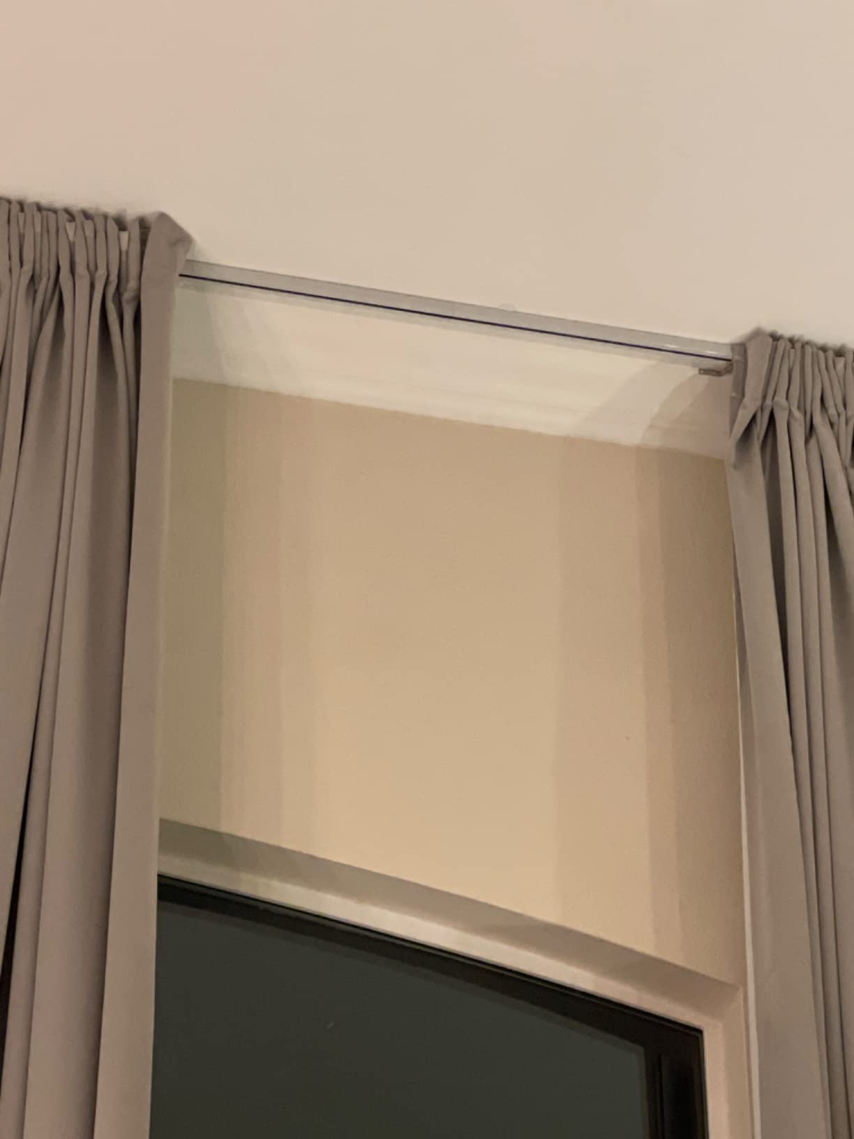 QUOYA QL600 Smart Electric Curtain Track, Motorized motor, Adjustable track length, compatible with Alexa, google, Siri, Apple Watch customer photo 1