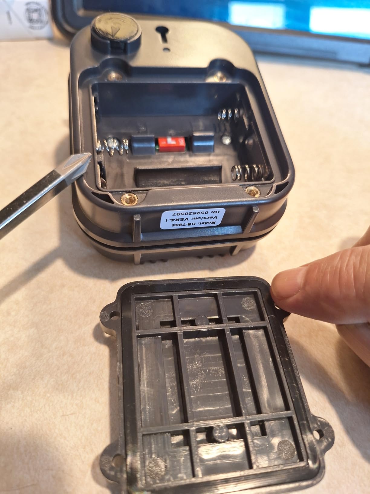 Driveway Alarm- 1/2 Mile Long Range Wireless Driveway Alarm Weather Resistant Motion Sensor&Detector-DIY Security Alert System-Monitor&Protect Outdoor/Indoor Property - 1 Receiver and 1 Sensor customer photo 1