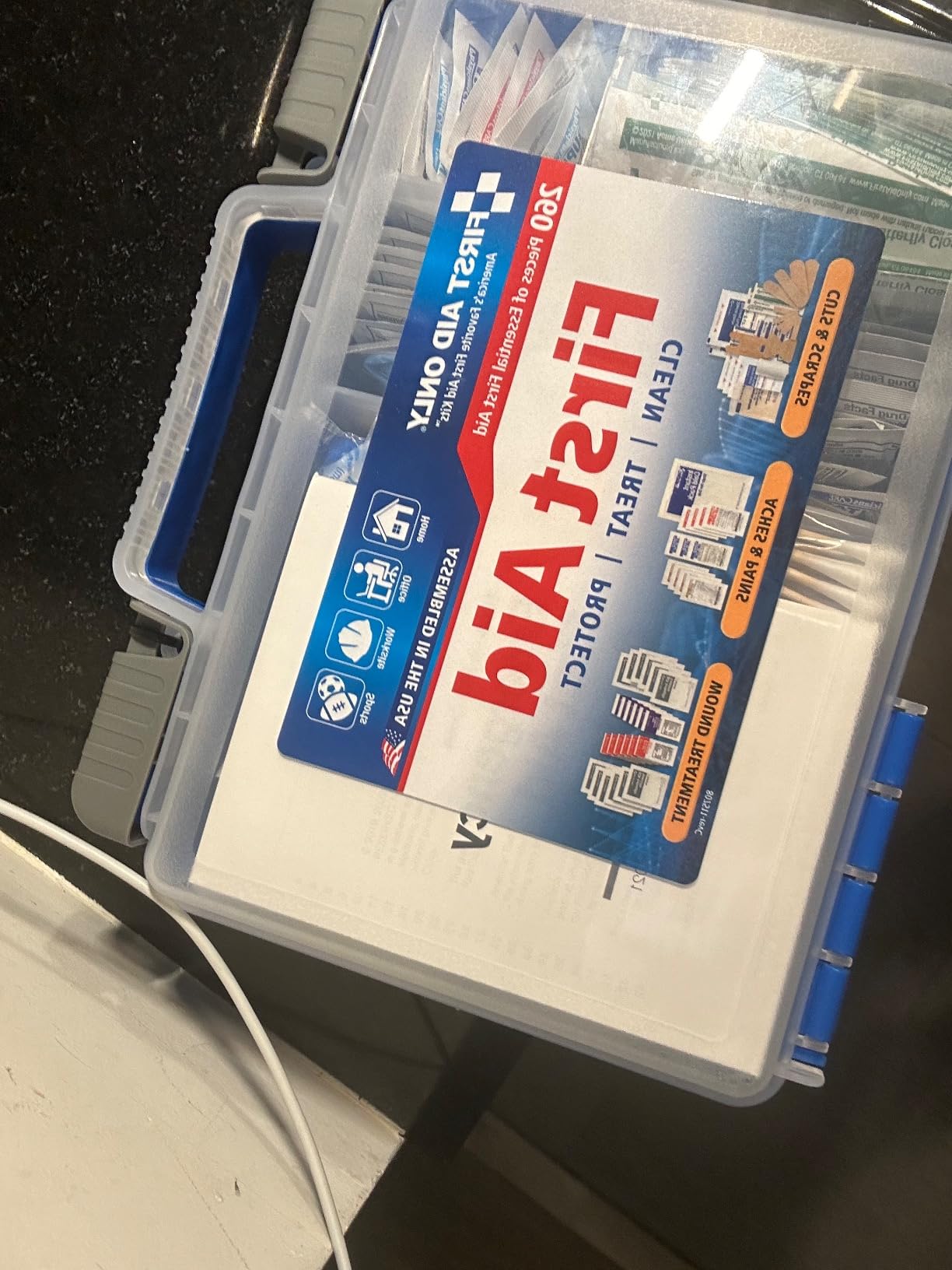 First Aid Only 91248 OSHA-Compliant First Aid Kit, All-Purpose 50-Person Emergency First Aid Kit for Business, Worksite, Home, and Car, 260 Pieces customer photo 2