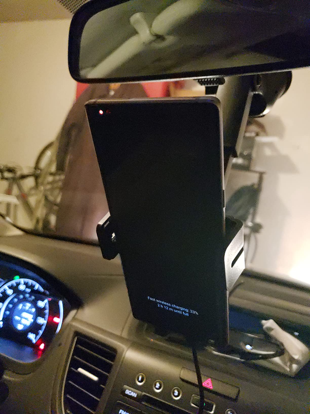 JOYROOM Wireless Car Charger, 15W Qi Fast Charging Car Charger Phone Holder Mount, Auto-Clamping Alignment Windshield Dashboard Air Vent Cell Phone Holder for iPhone 16 Pro Max/15 Pro/Samsung S24/S23 customer photo 1