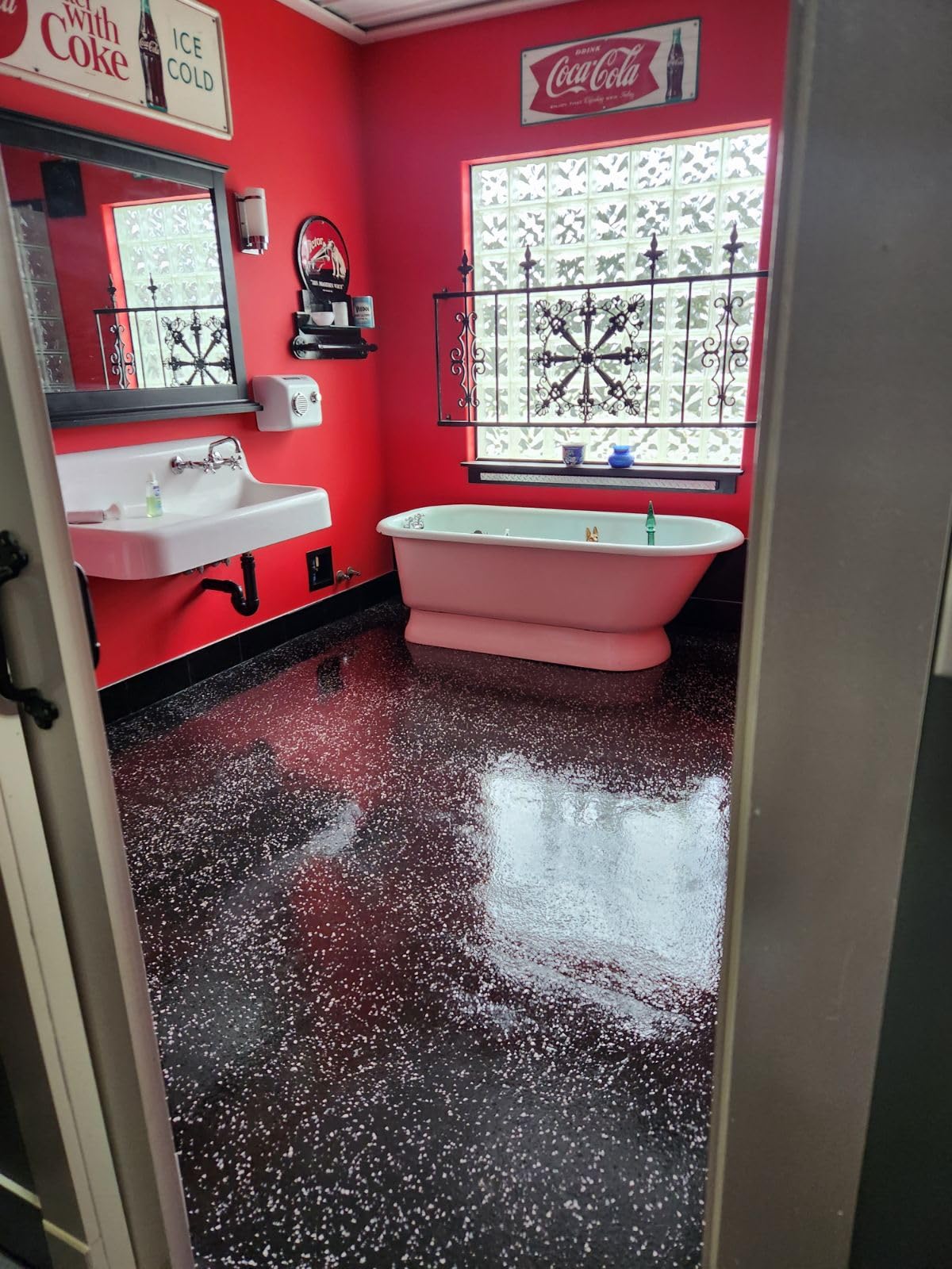 MPC-275 Polyaspartic Floor Coating Kit - 2 Gallon Clear Gloss Polyurea Garage Floor Coating customer photo 2