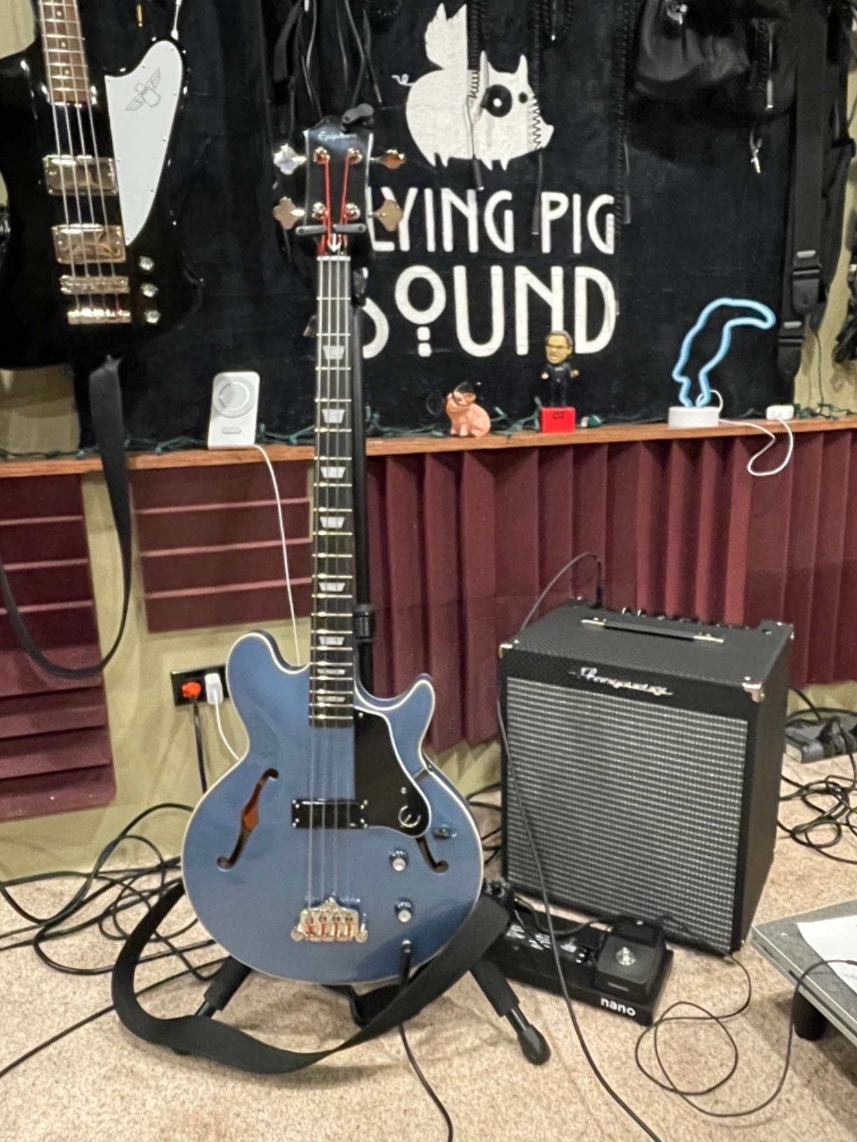 Ampeg Rocket Bass RB108 Bass Combo 1x8 30 Watts customer photo 2