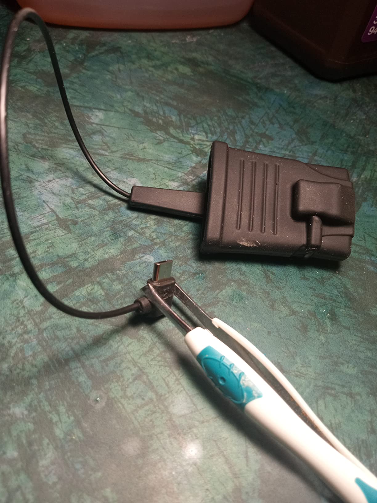 SleepO2 Wrist Recording Pulse Oximeter by EMAY | Continuous Pulse Oximeter to Record Blood Oxygen Saturation and Pulse Rate Overnight | Export Sleep Report & Raw Data customer photo 1