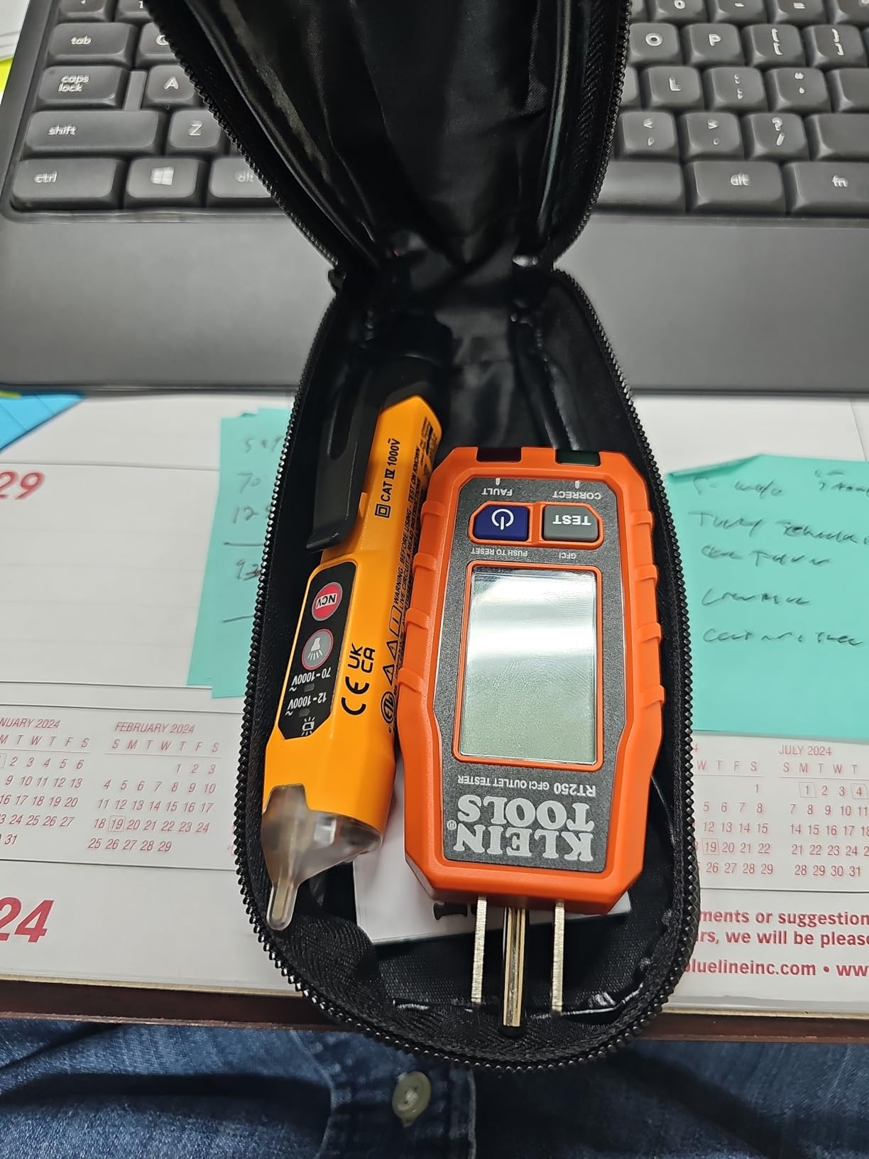Klein Tools RT250KIT Non-Contact Voltage Tester and GFCI Receptacle Tester with LCD and Flashlight, Voltage Electrical Test Kit customer photo 2