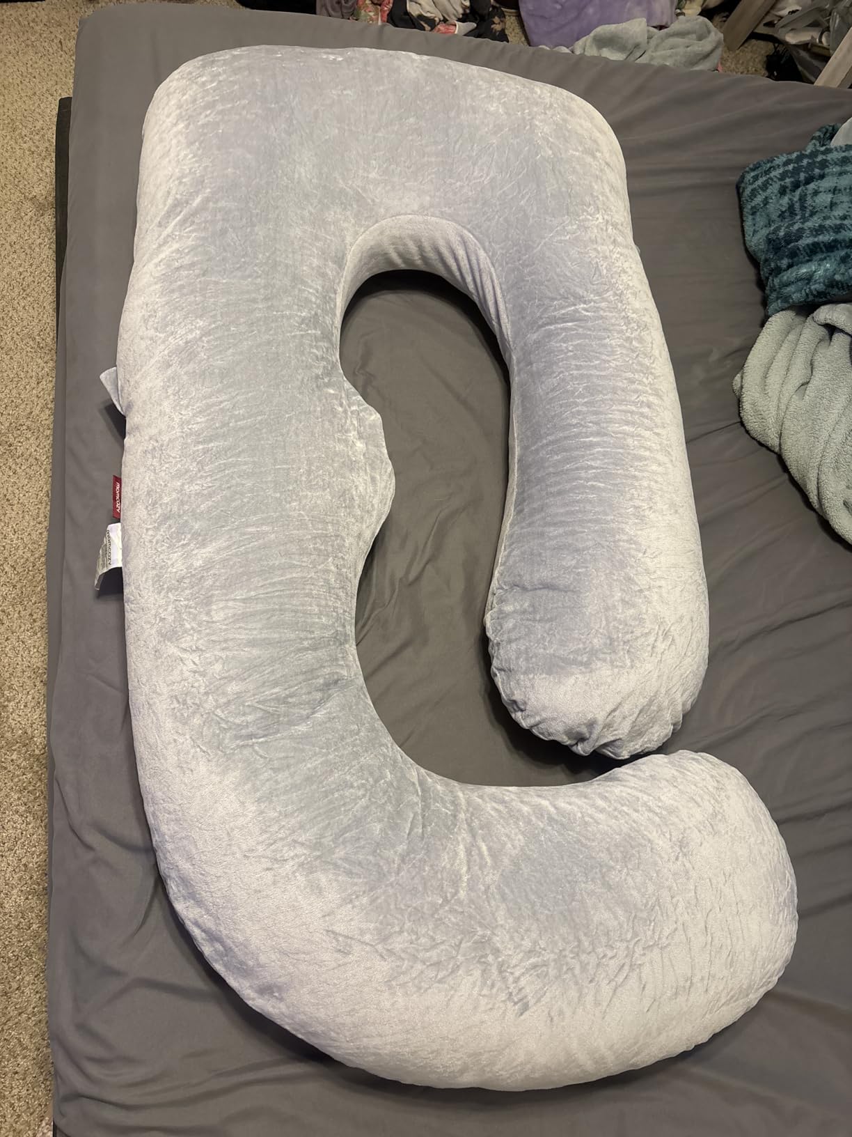 Momcozy Pregnancy Pillows for Sleeping, U Shaped Full Body Maternity Pillow with Removable Cover - Support for Back, Legs, Belly, HIPS for Pregnant Women, 57 Inch Pregnancy Pillow for Women, Grey customer photo 2