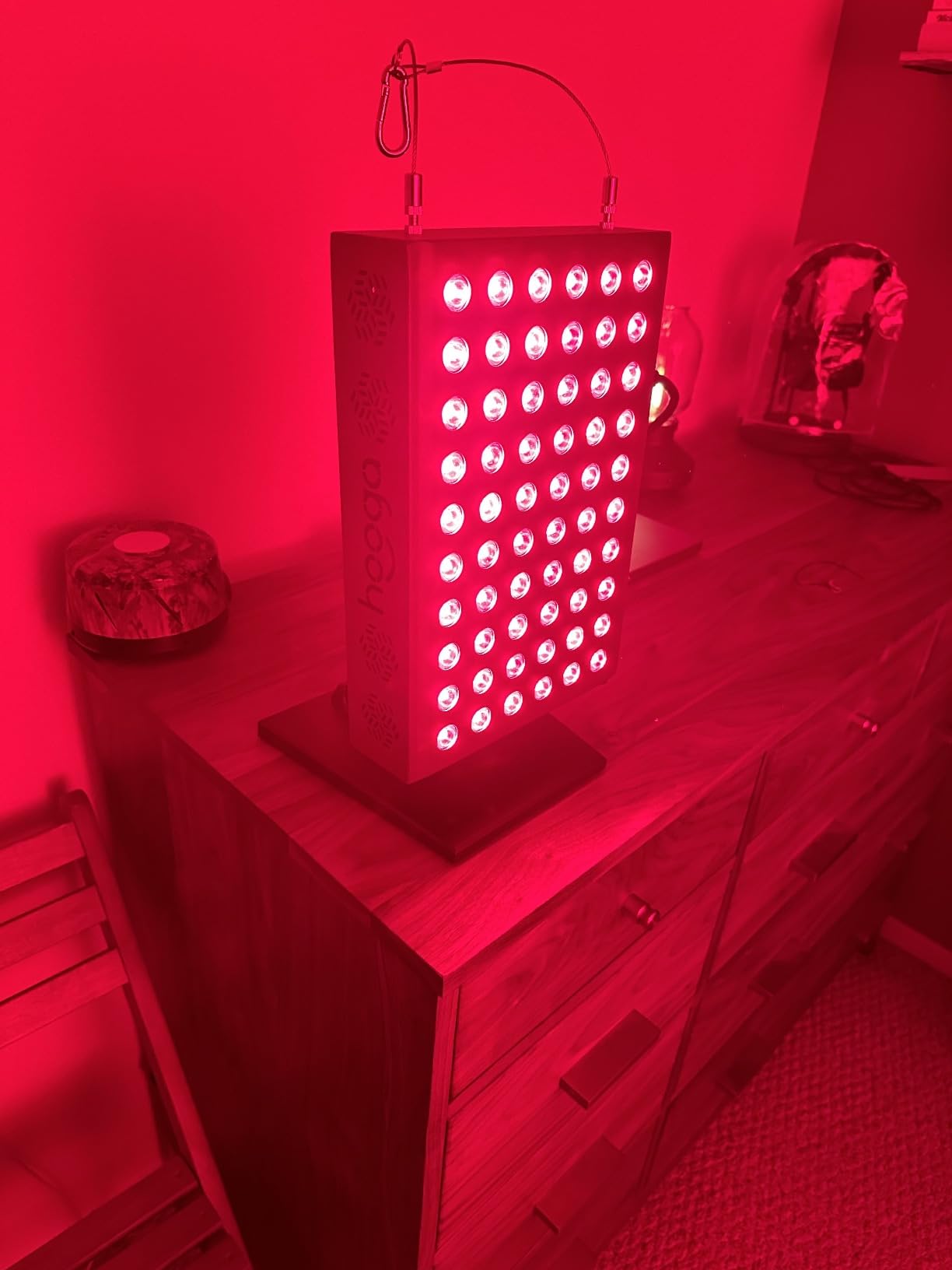 Hooga Red Light Therapy Panel for Face and Body, Red & Near Infrared LED Light with Timer and Stand, 60 High-Efficiency Low-Level LEDs, Flicker-Free Wellness and Recovery Device - PRO300 customer photo 2