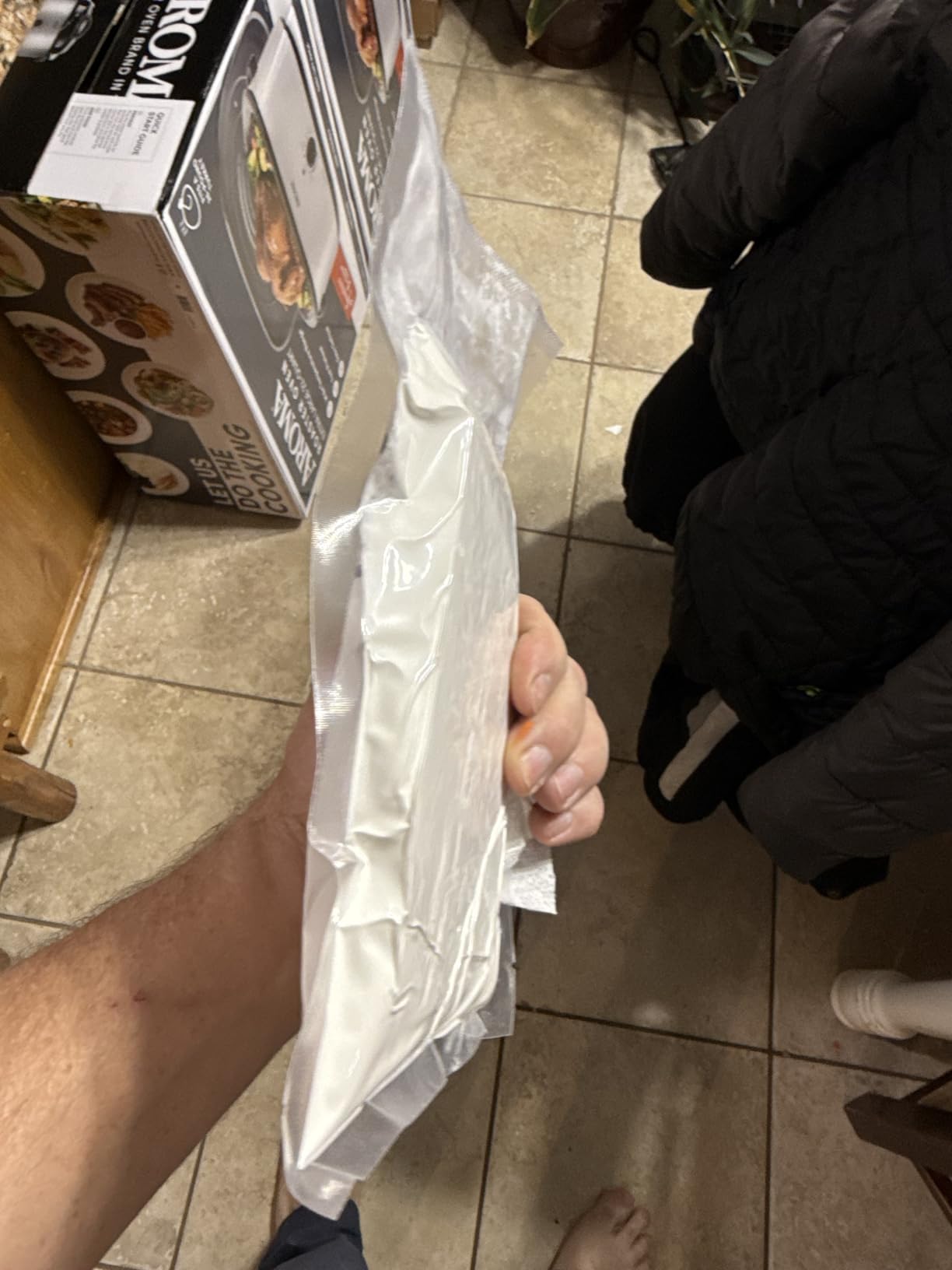 VEVOR Chamber Vacuum Sealer, 320W Sealing Power, Vacuum Packing Machine for Wet Foods, Meats, Marinades and More, Compact Size with 12.6 in Sealing Length customer photo 1