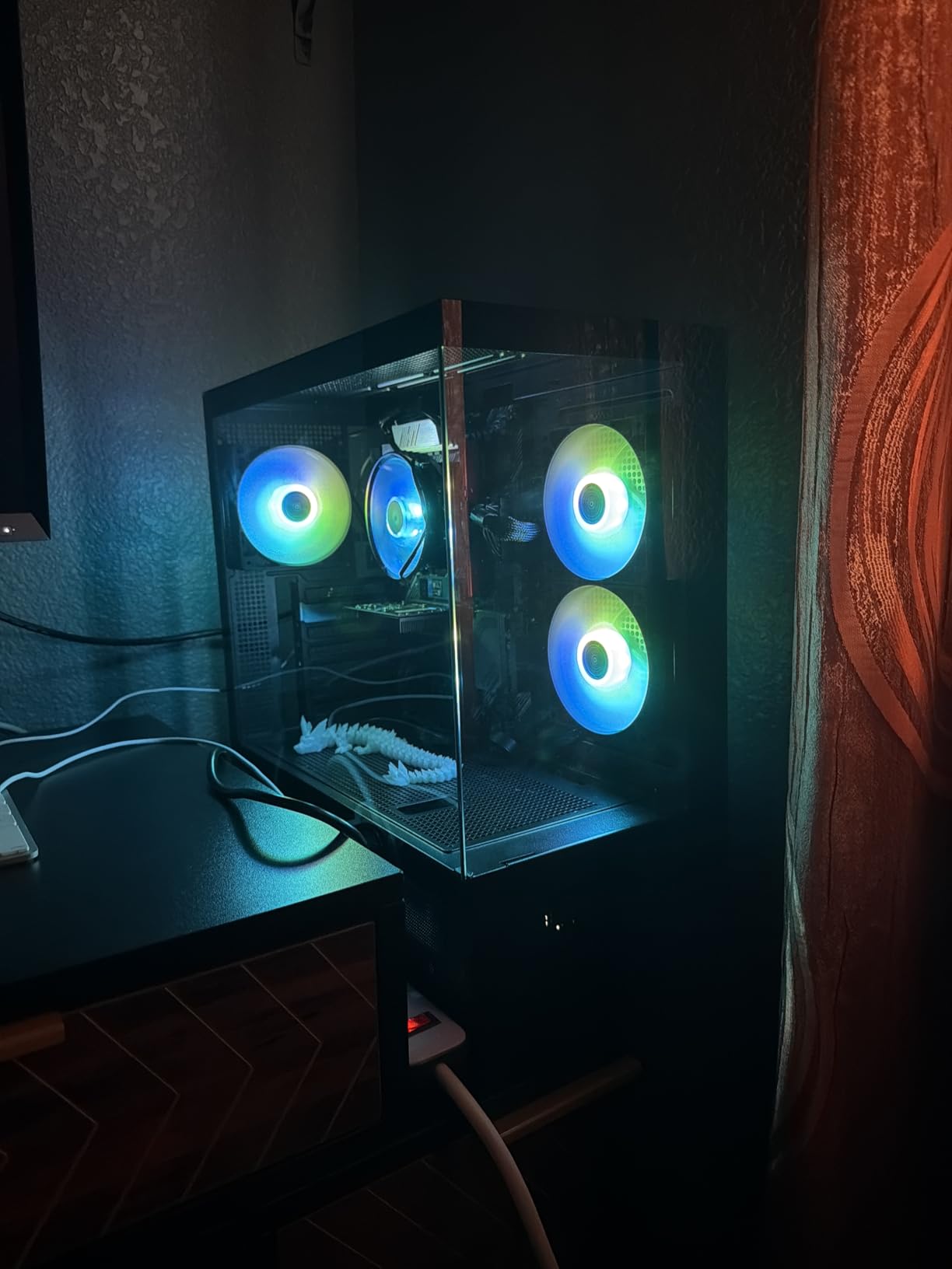 Montech X3 Mesh, 6 Fans - 3X 140mm & 3X 120mm Fixed RGB Lighting Fans, ATX Mid-Tower PC Gaming Case, USB3.0, Door Open Tempered Glass Side Panel, High Airflow, Black customer photo 1