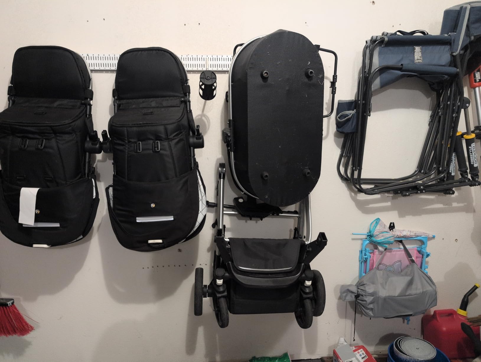 Steel Garage Storage Hooks - 16 Pack Anti-Slip Coating, Heavy Duty Wall Mount Hooks for Hanging Bike, Ladder, Garden Tools customer photo 1