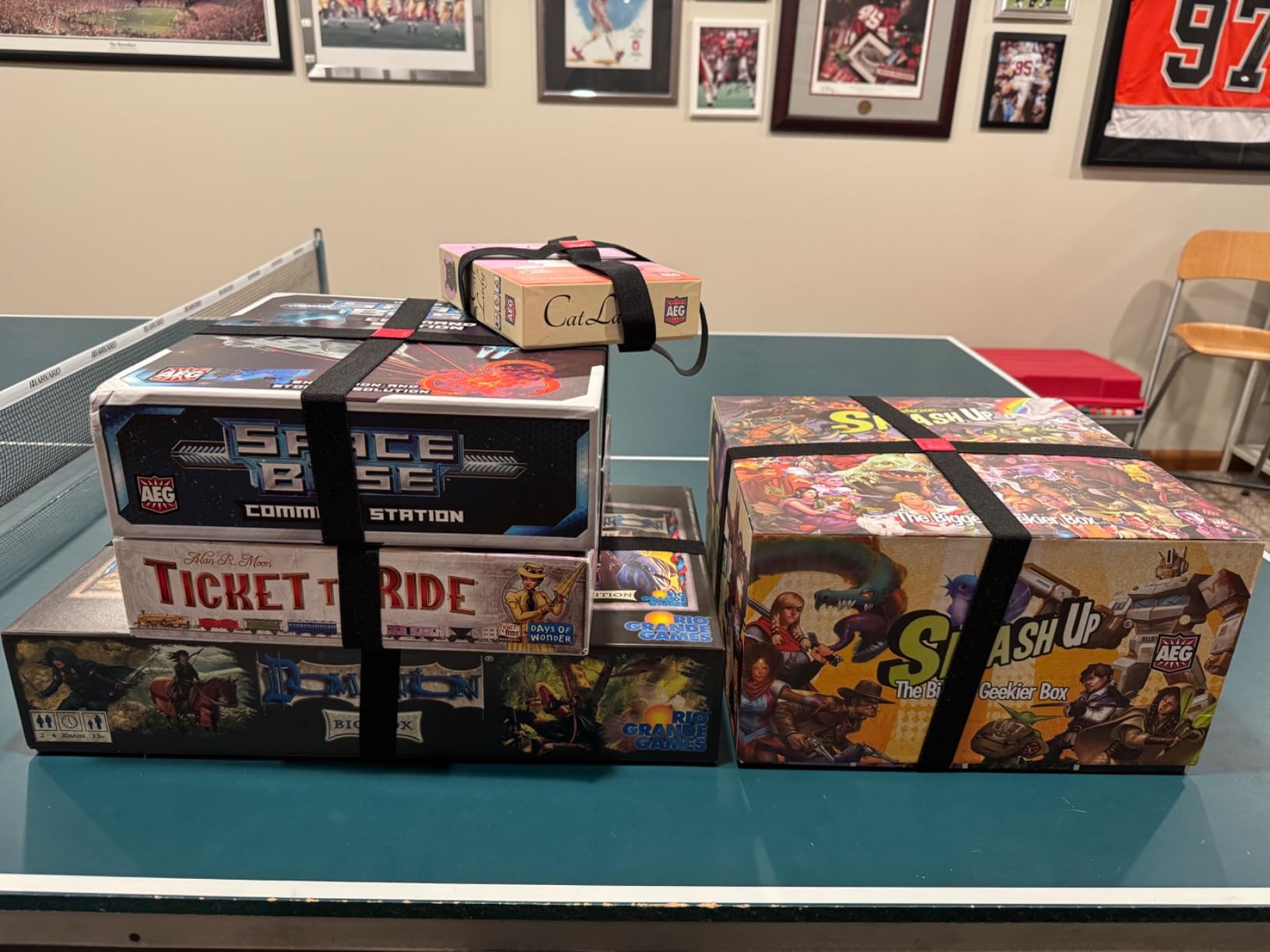 Premium Elastic Box Bands - Board game storage solution to keep your Board Games, Tabletop Games, RPGs & Other Boxes Closed and Protected without Rubbing | Elastic Band Organizer (Set of 5) customer photo 1