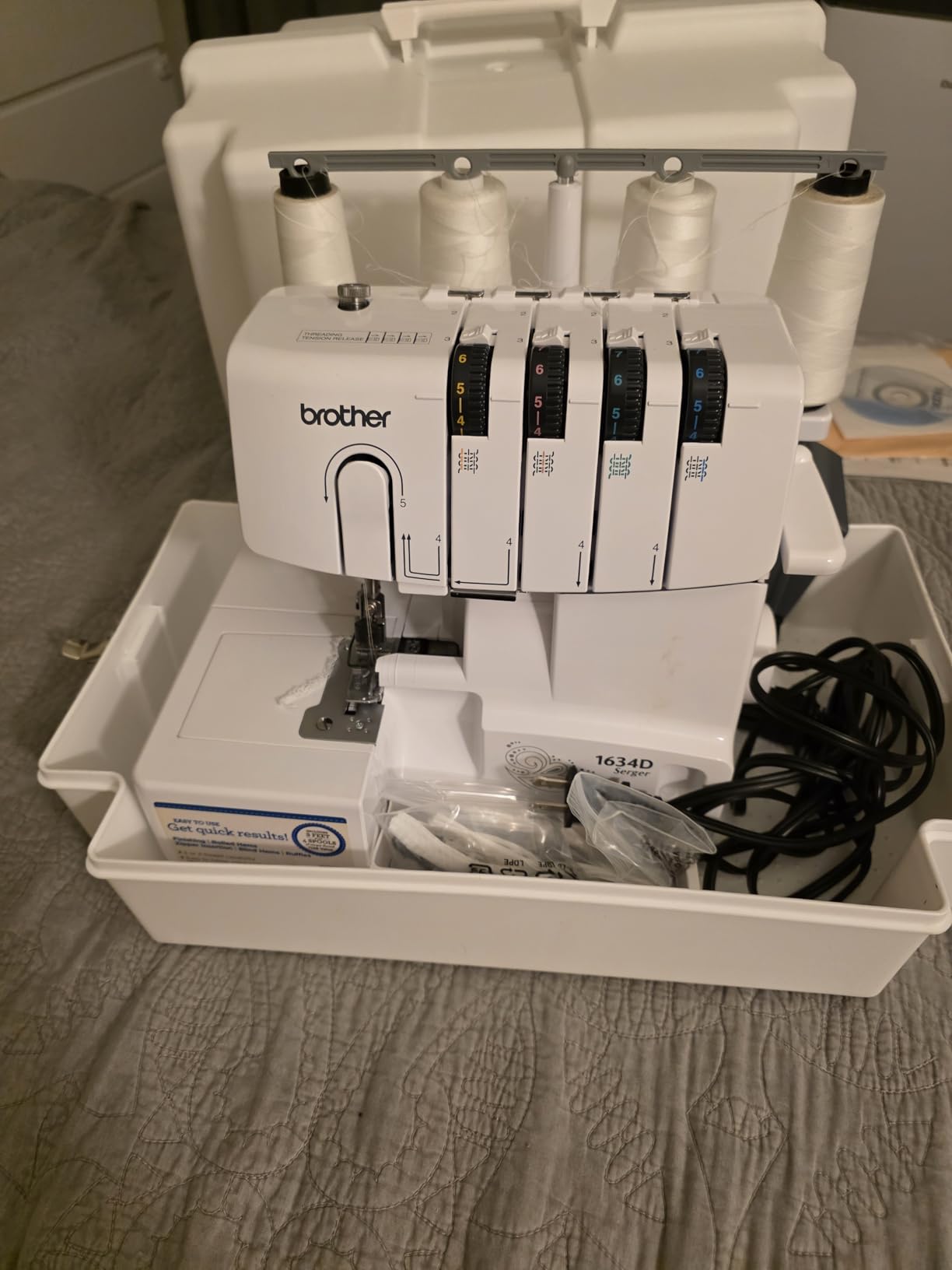 Brother 5300A Sewing Machine Hardcase, Off-White customer photo 1